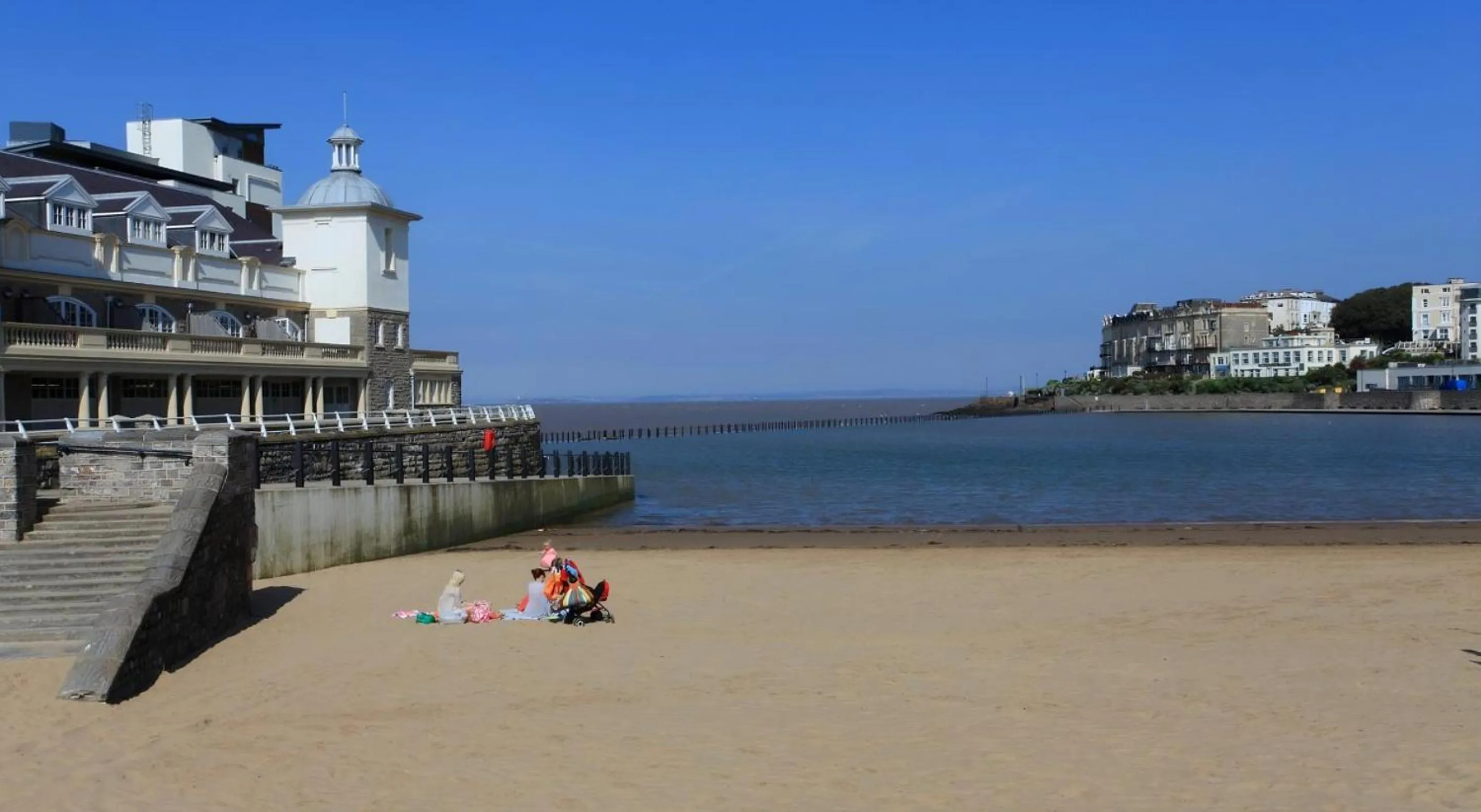 Beach in New Birchfield Hotel