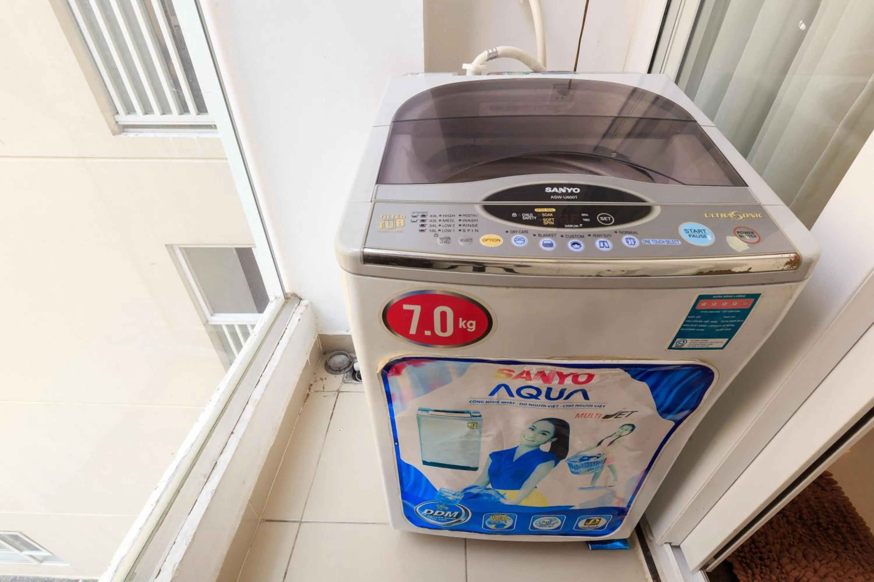 Sky Center Near Airport