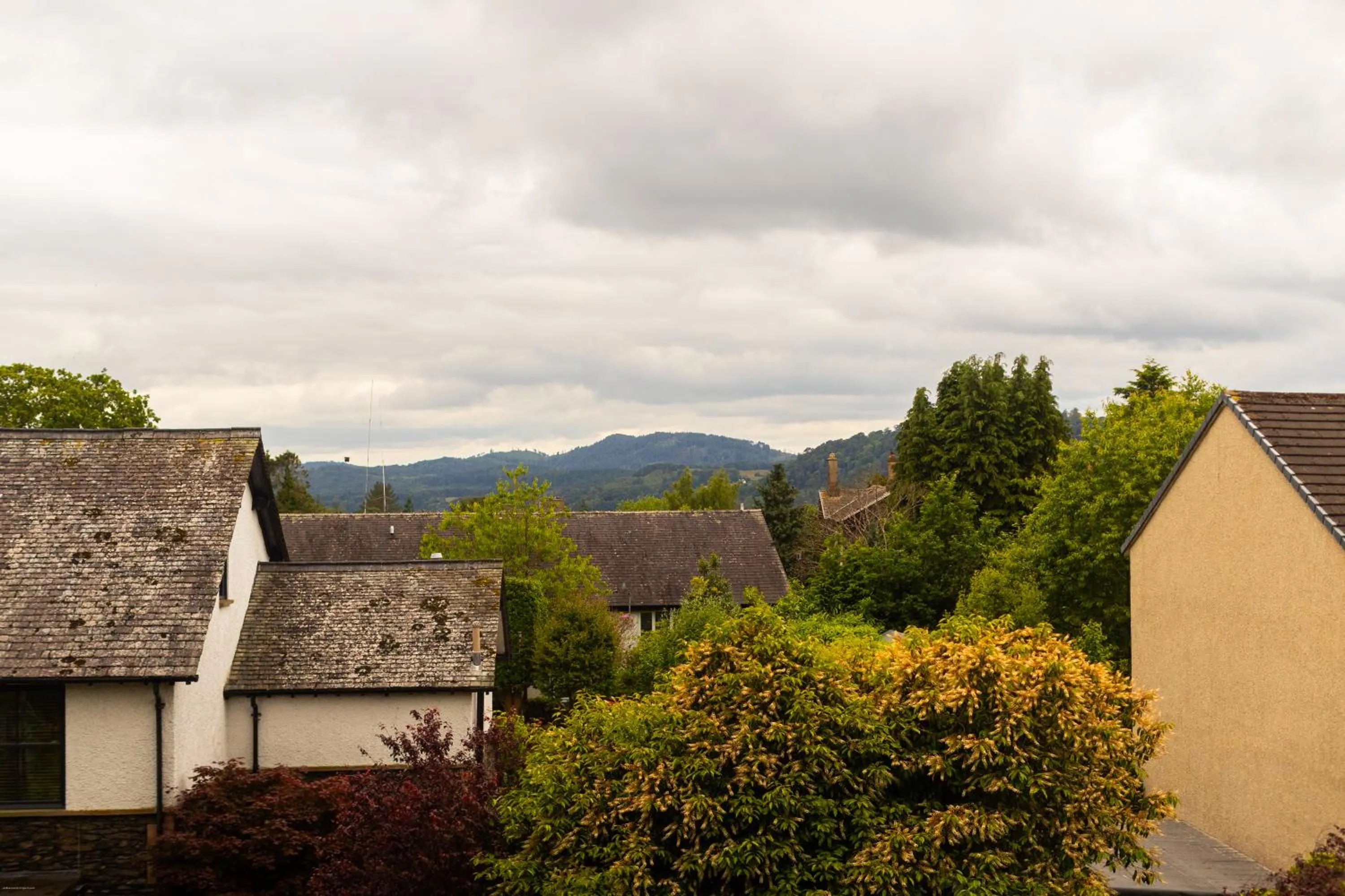 Mountain view in Oakfold House