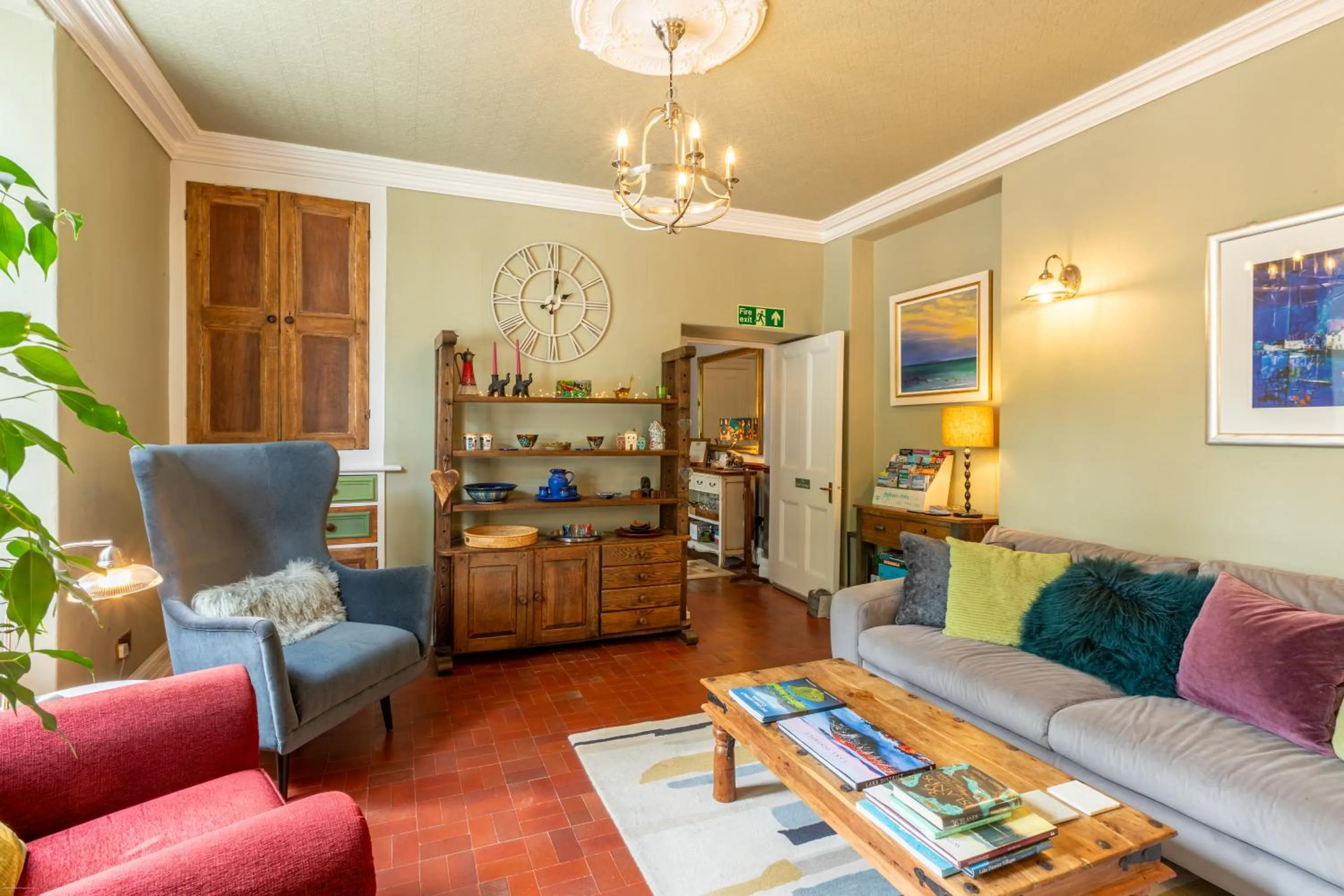 Communal lounge/ TV room in Oakfold House