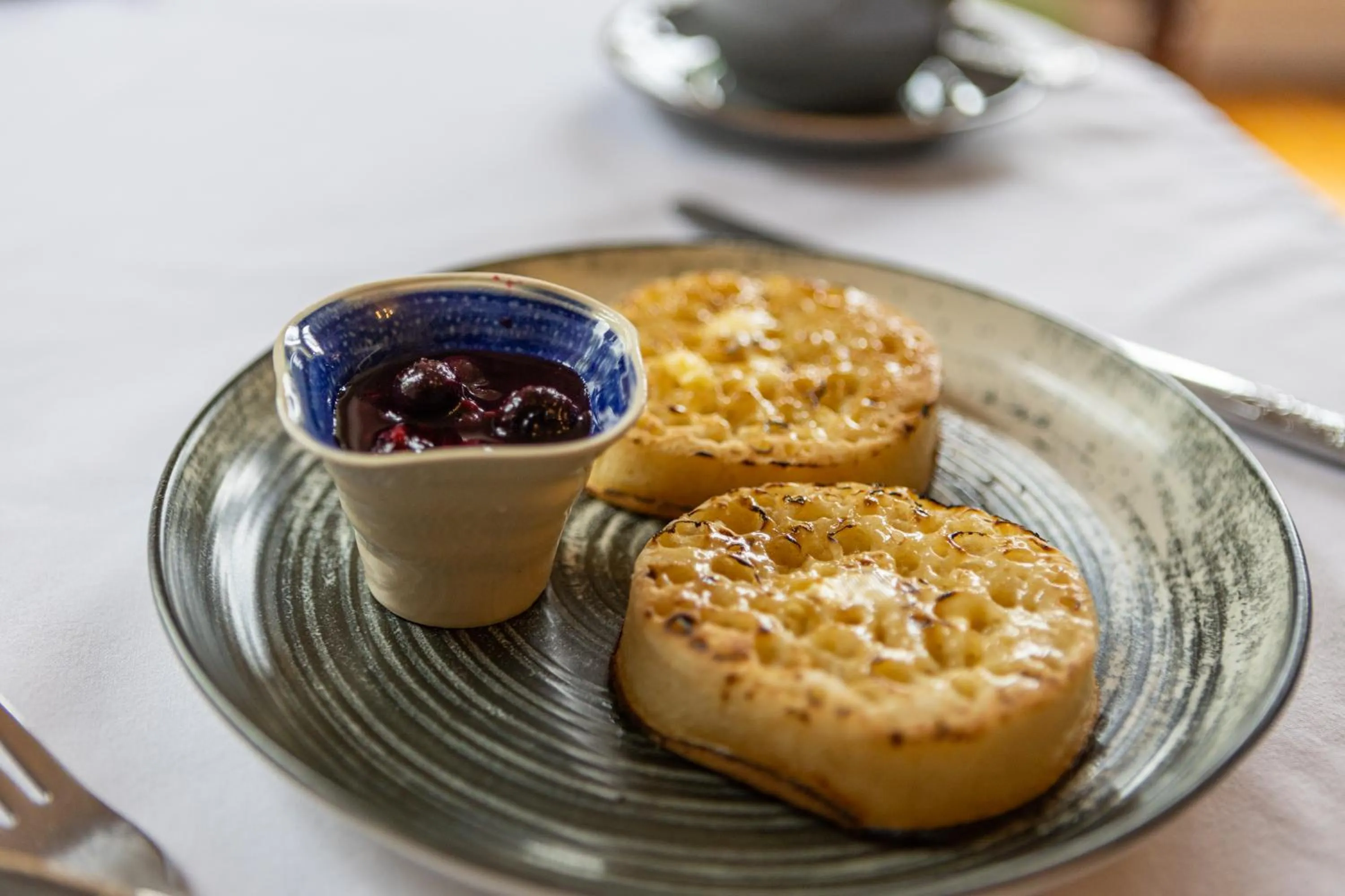 Breakfast in Oakfold House