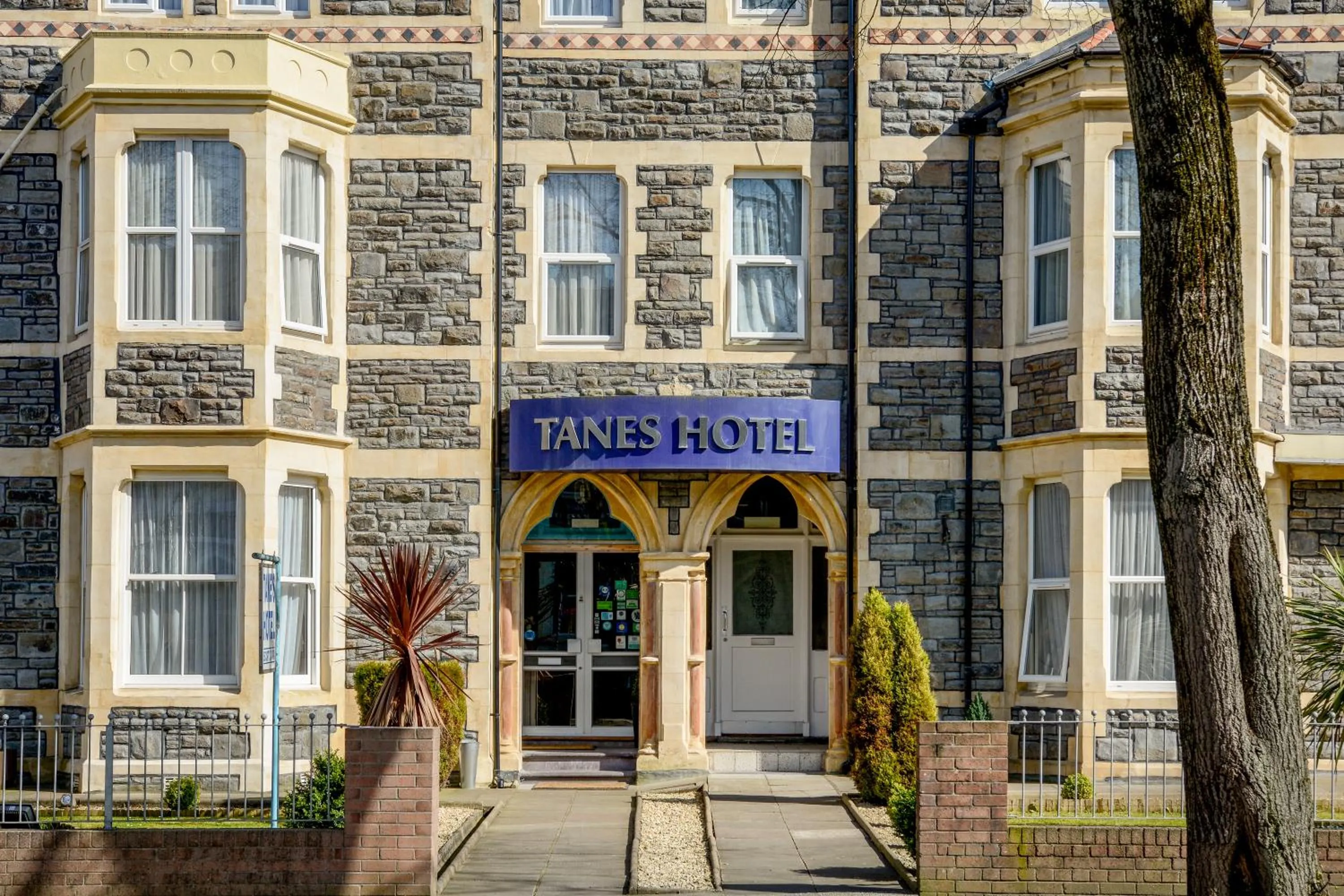 Property building in Tanes Hotel