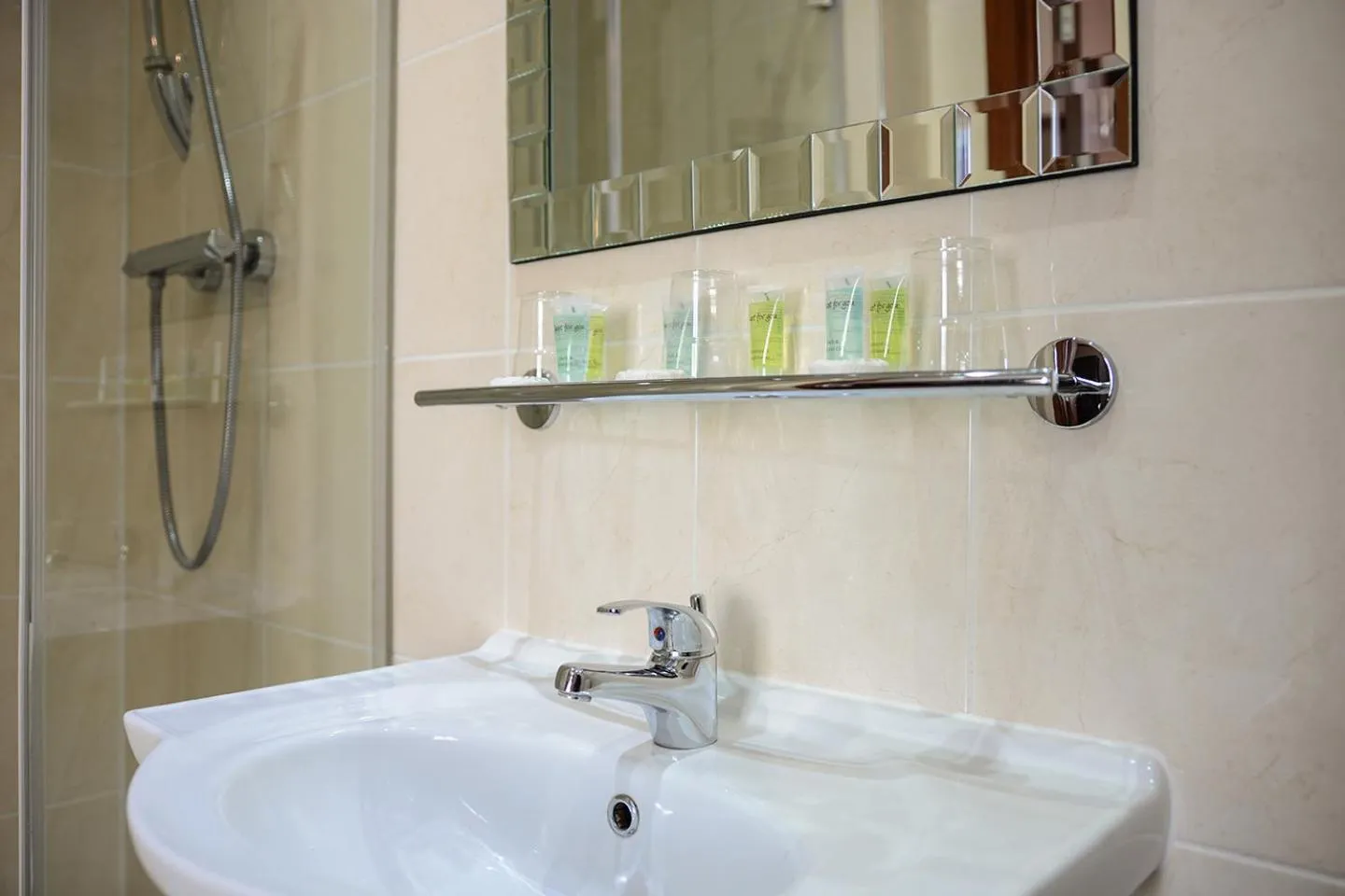 Bedroom in Tanes Hotel