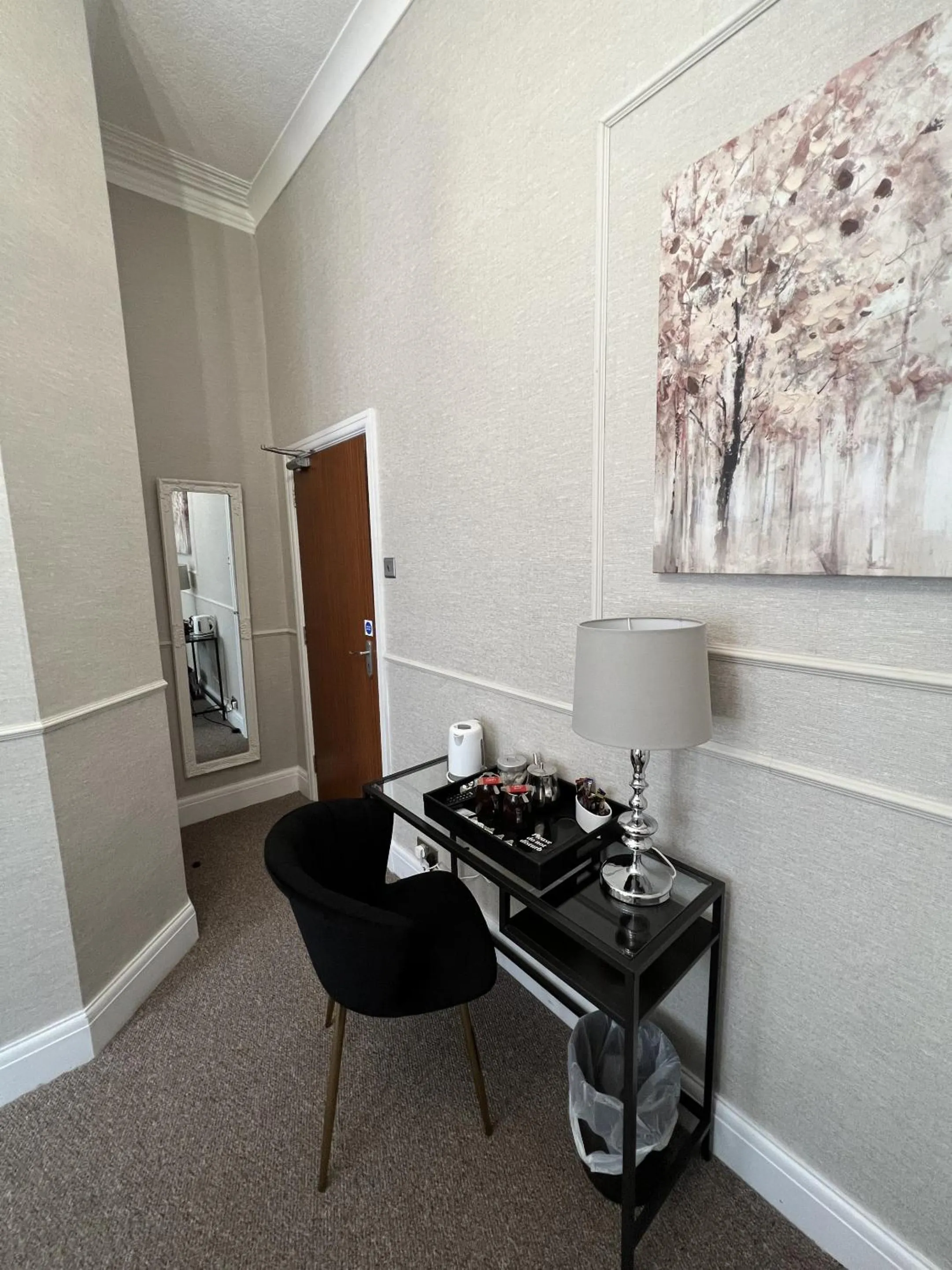 Bedroom in Tanes Hotel