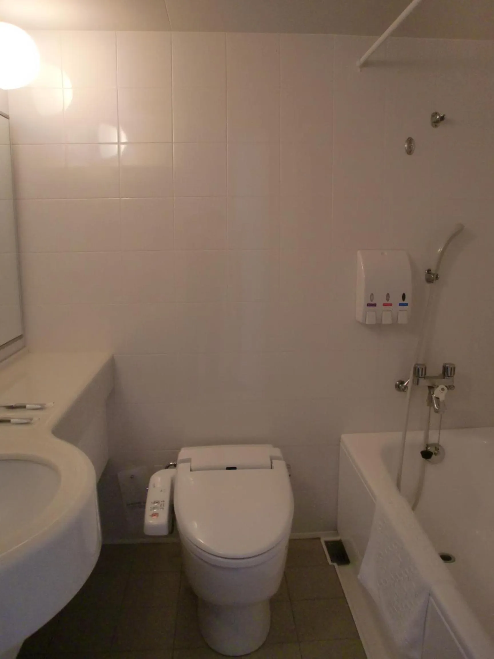 Bathroom in Bayside Square Kaike Hotel