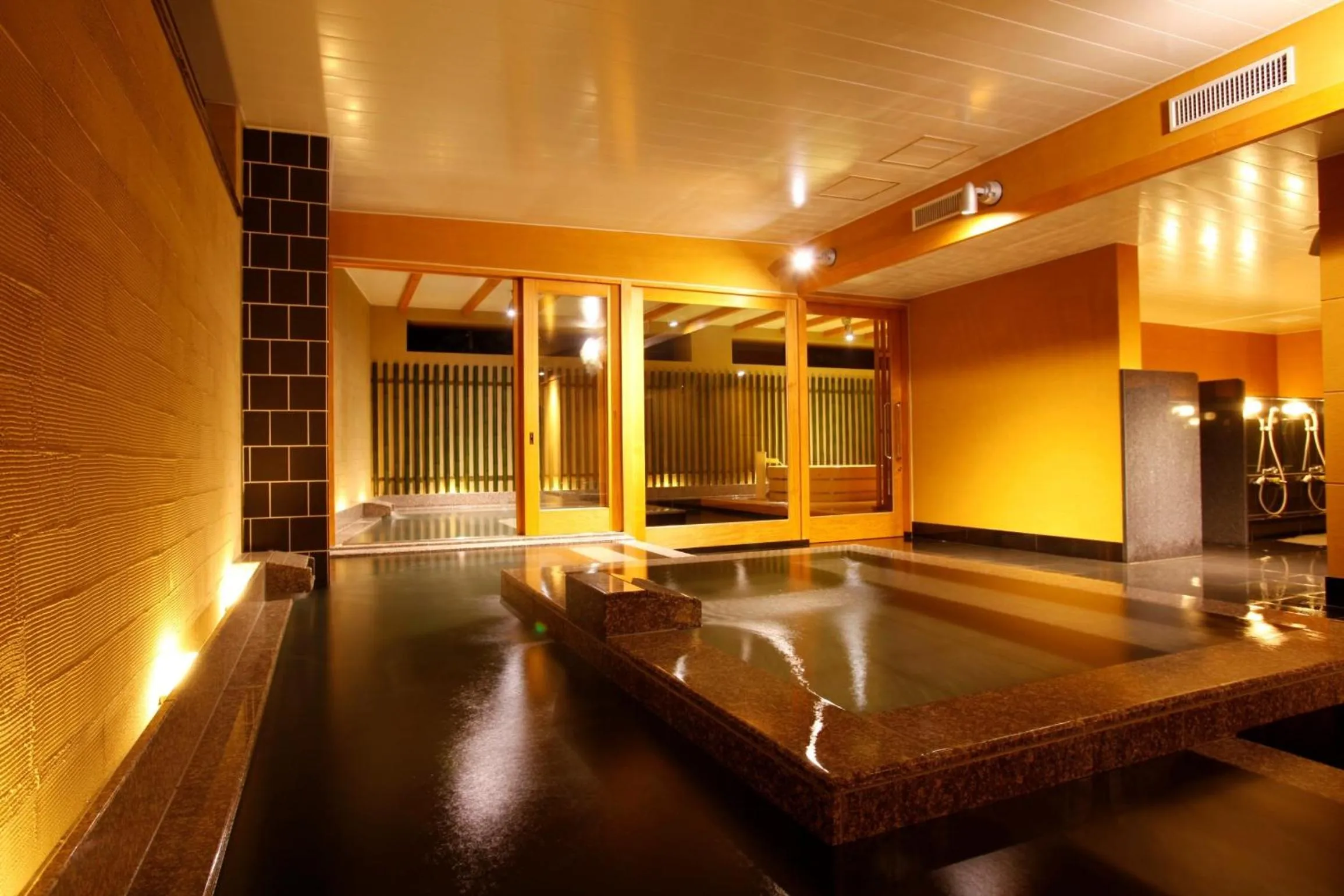Hot Spring Bath in Bayside Square Kaike Hotel