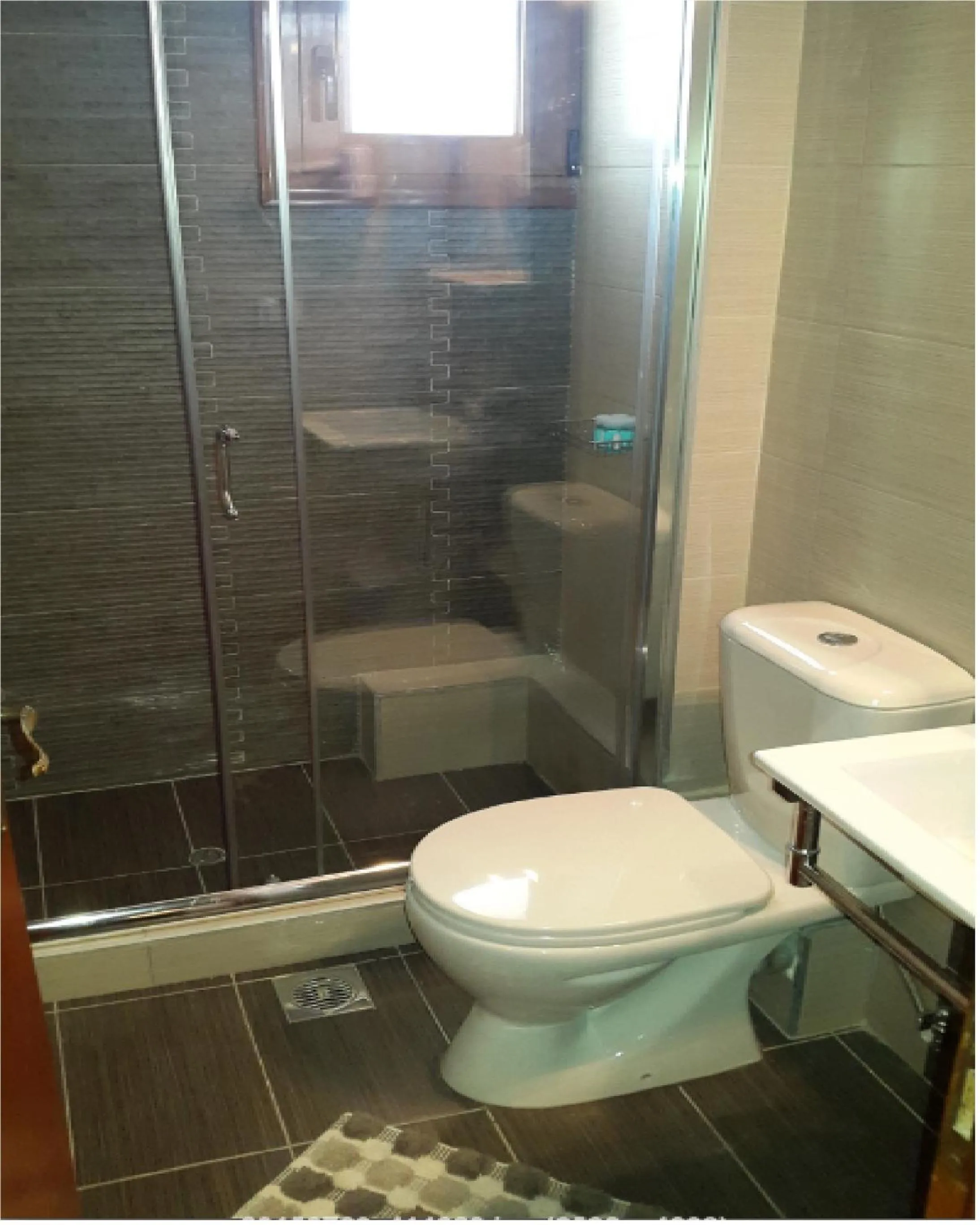 Bathroom in Domus Inn