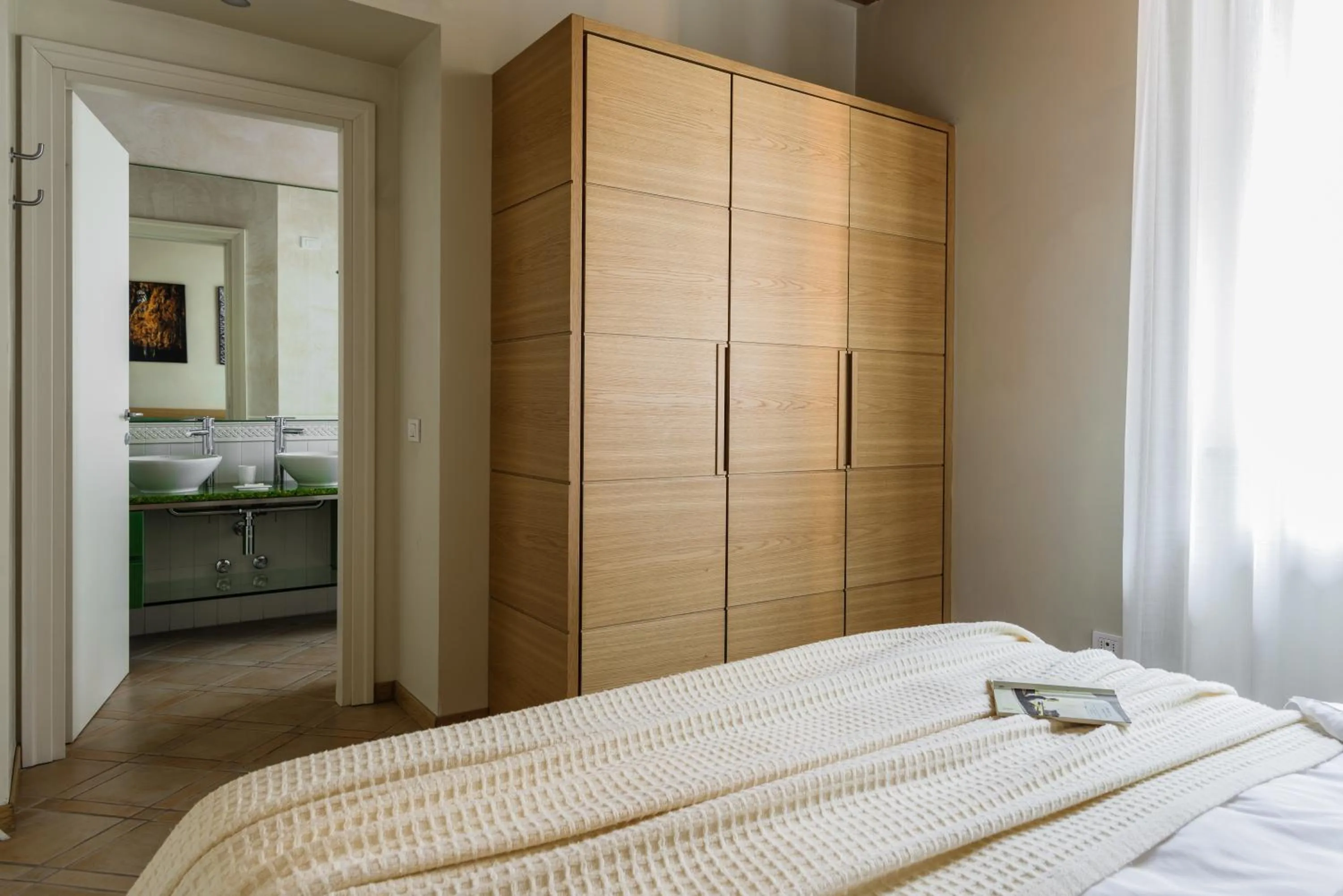 Bathroom, Bed in Ascanio Sforza - Suites & Apartments