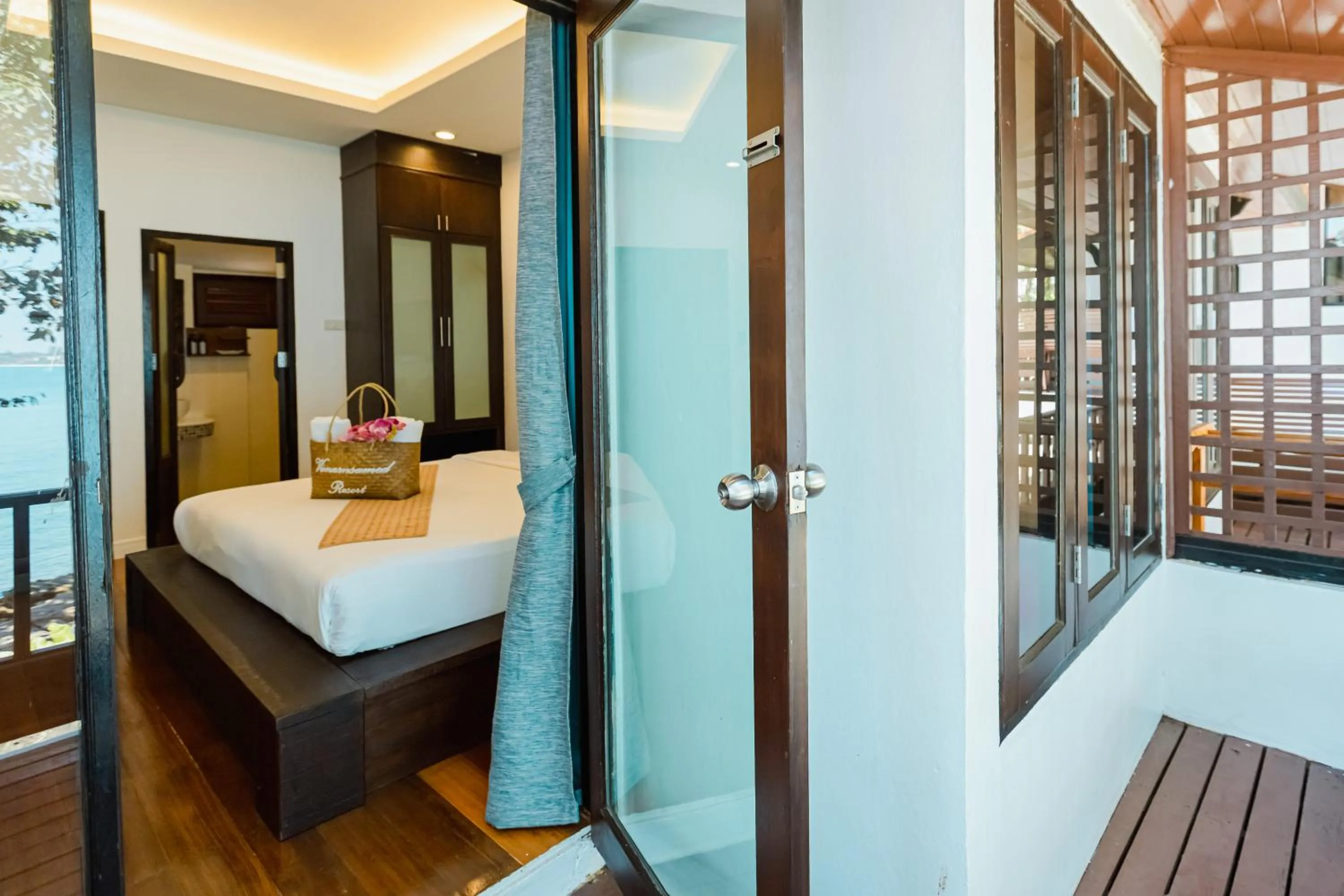 Bedroom, Bed in Vimarn Samed Resort