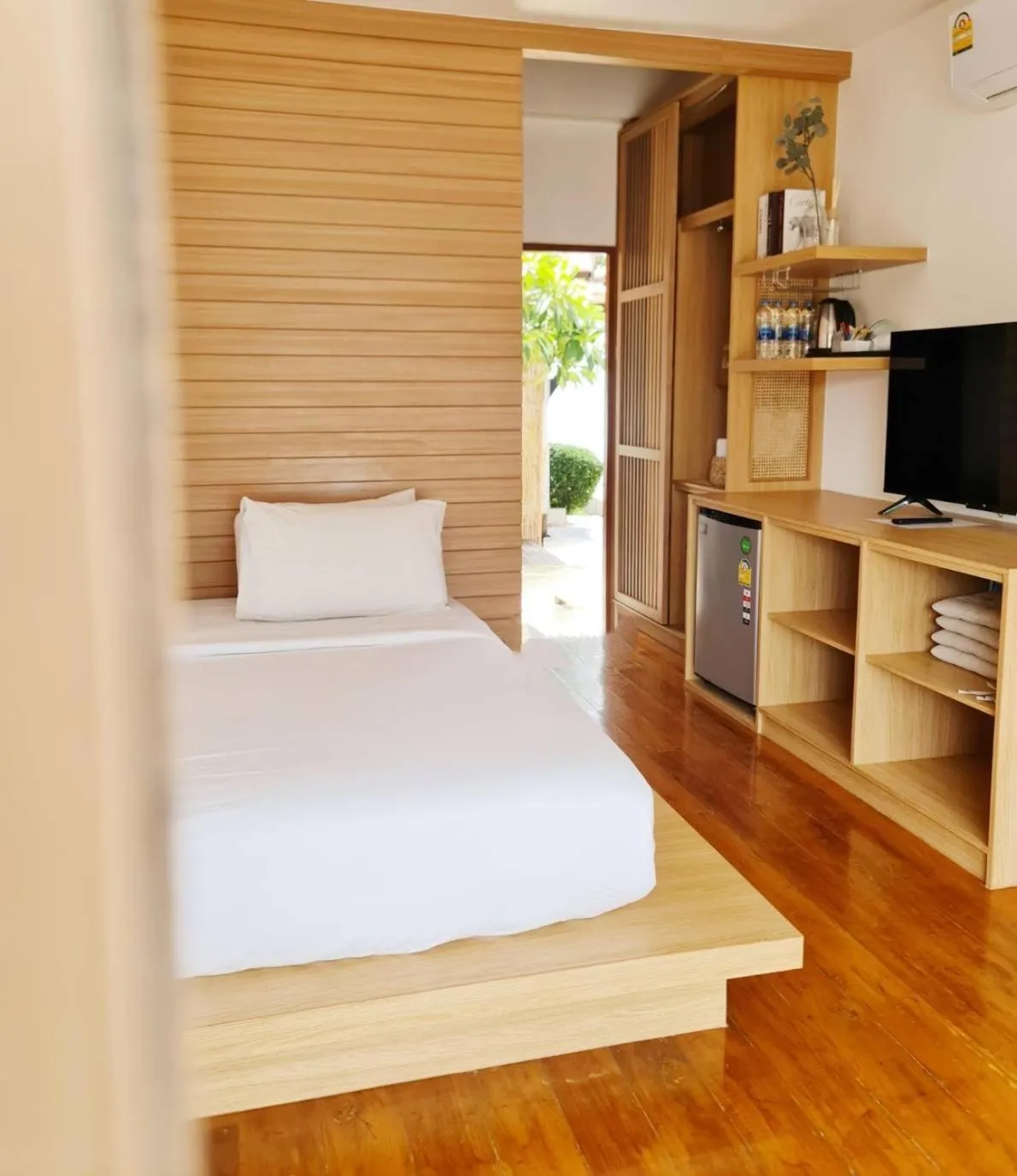 Bed in Vimarn Samed Resort