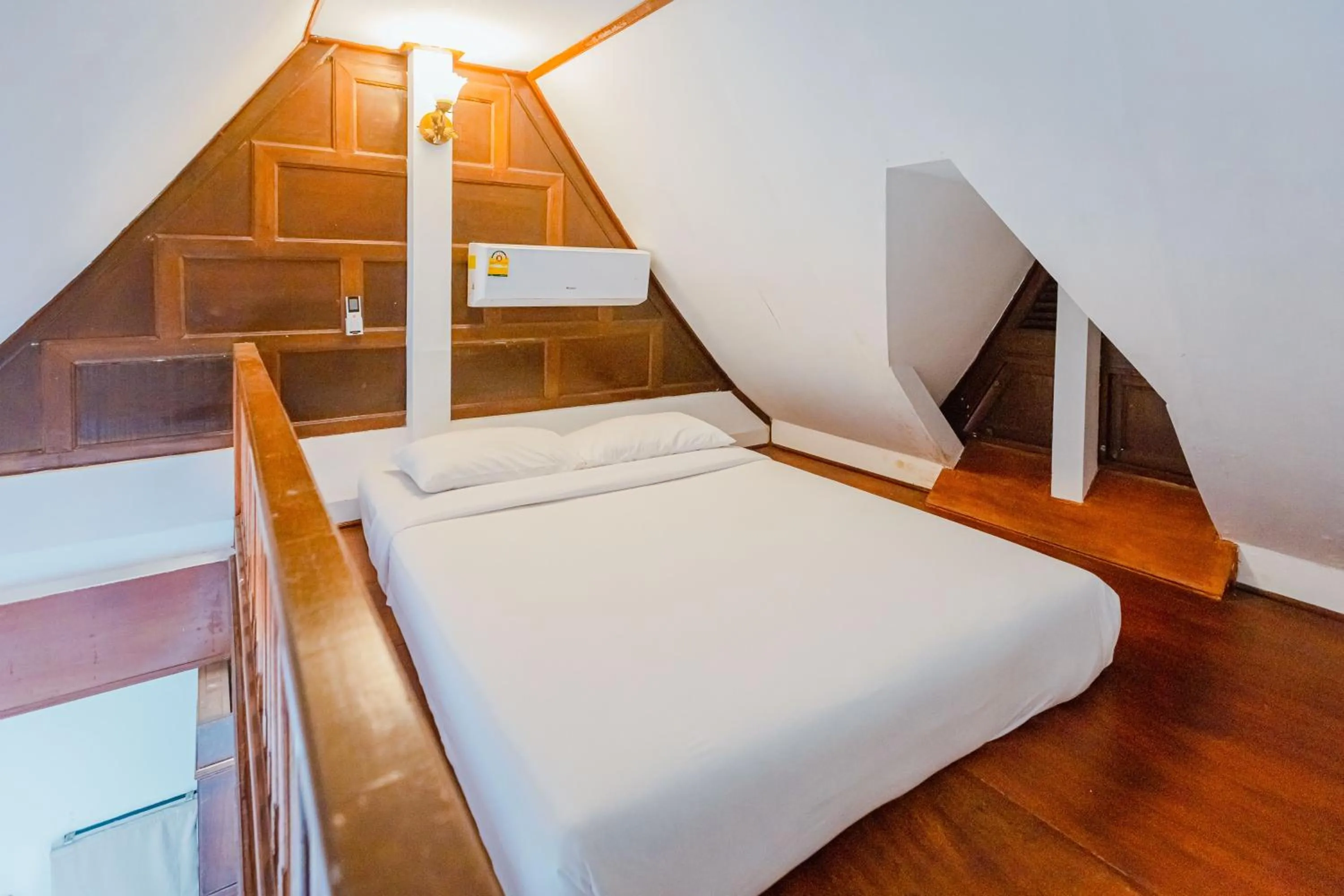 Bed in Vimarn Samed Resort