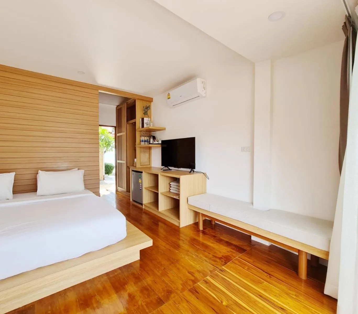 Bedroom, Bed in Vimarn Samed Resort