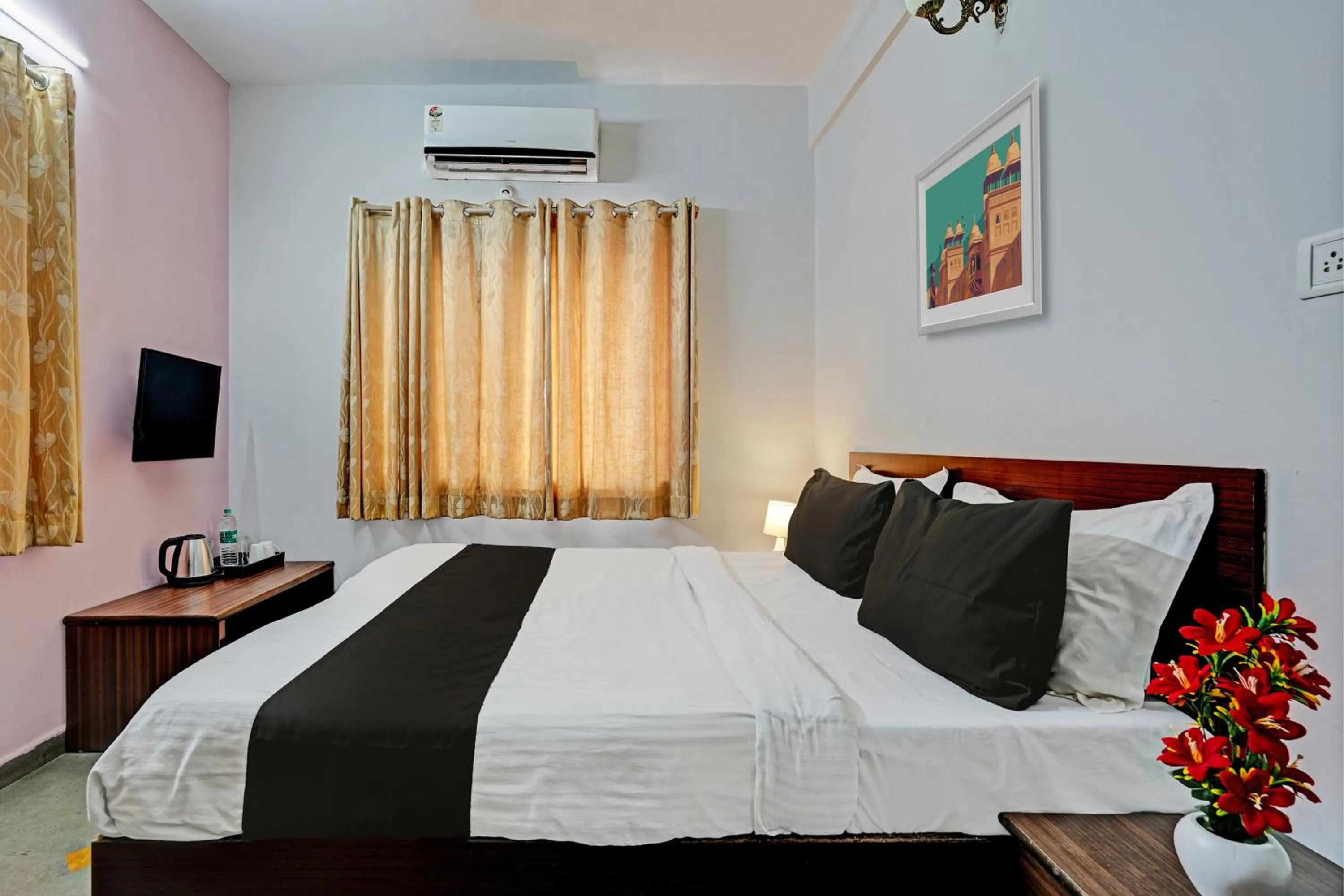 Bedroom in Hotel O Skylark Service Apartment