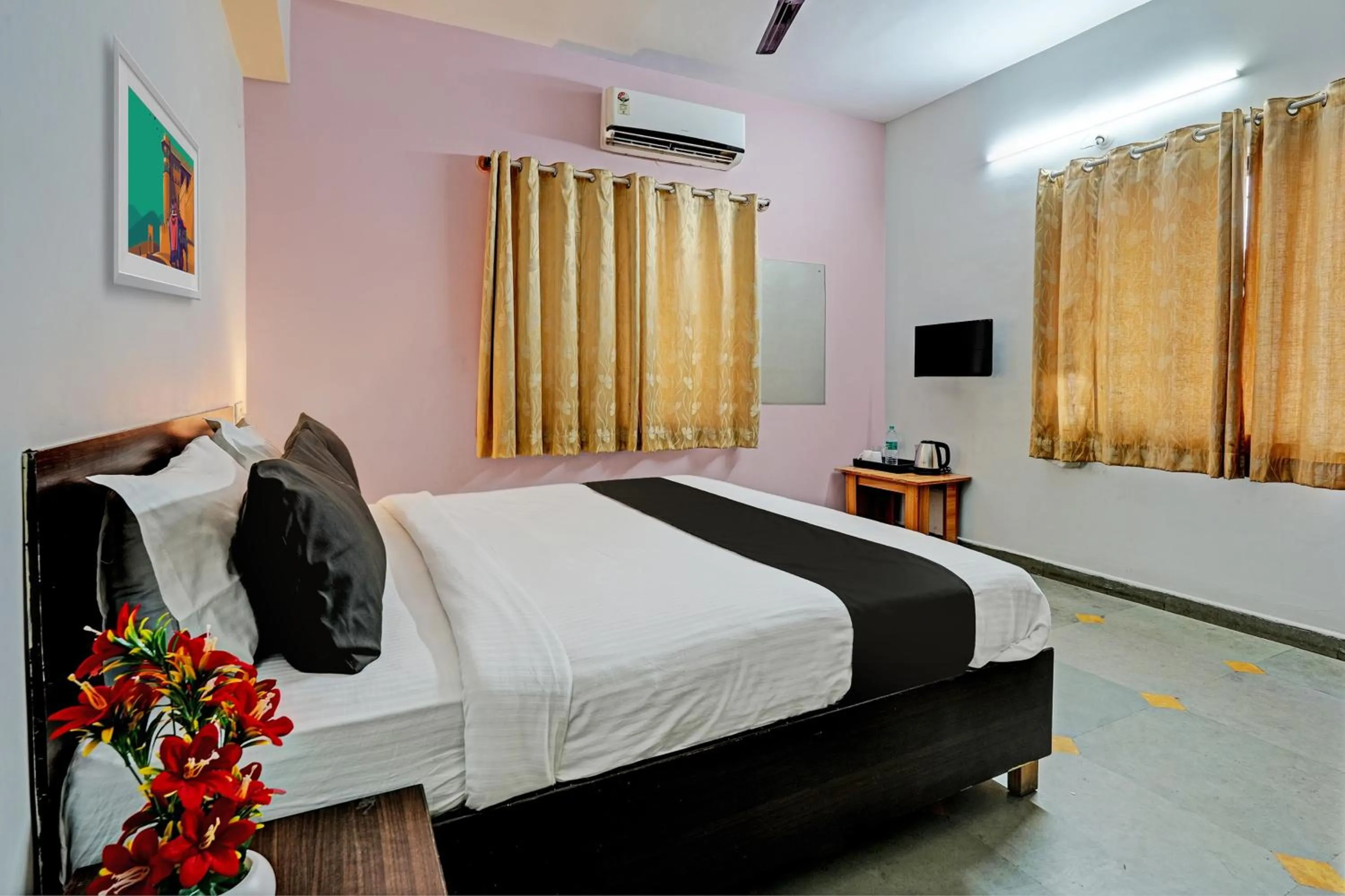 Bedroom in Hotel O Skylark Service Apartment