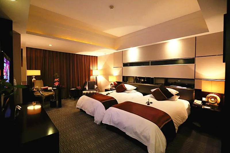 Photo of the whole room, Bed in Royal Palace Hotel Haining