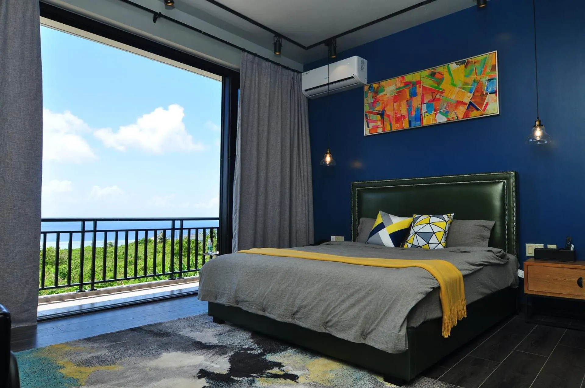 Photo of the whole room, Bed in Saipan Skyline Designers Hotel