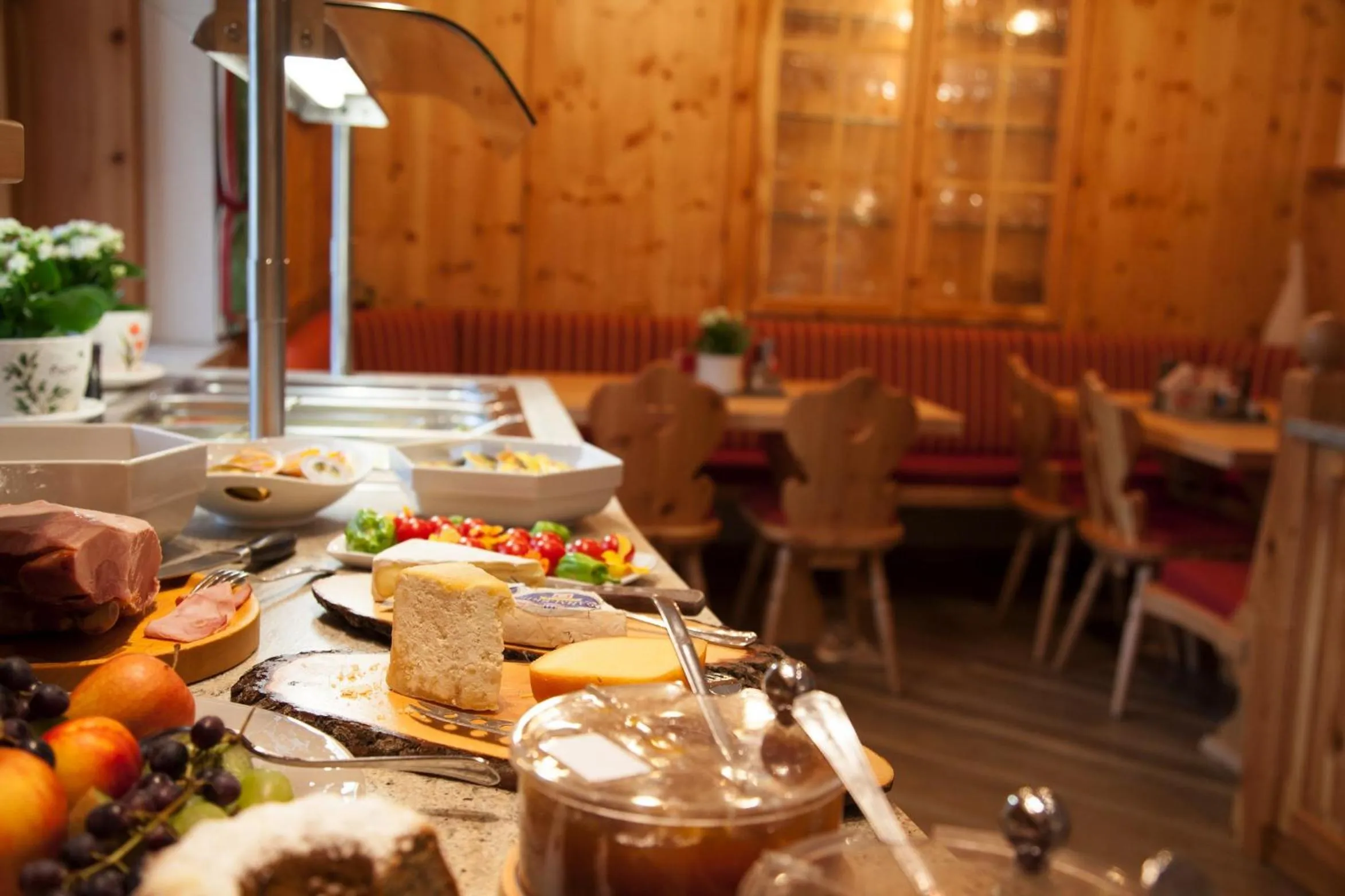 Restaurant/places to eat in Hotel Ennskraxblick