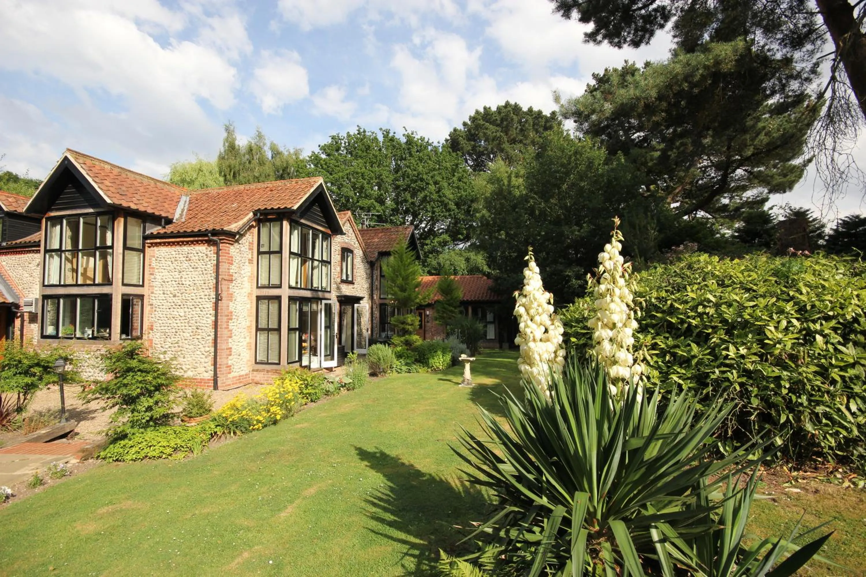 Property building in Felbrigg Lodge Bed And Breakfast