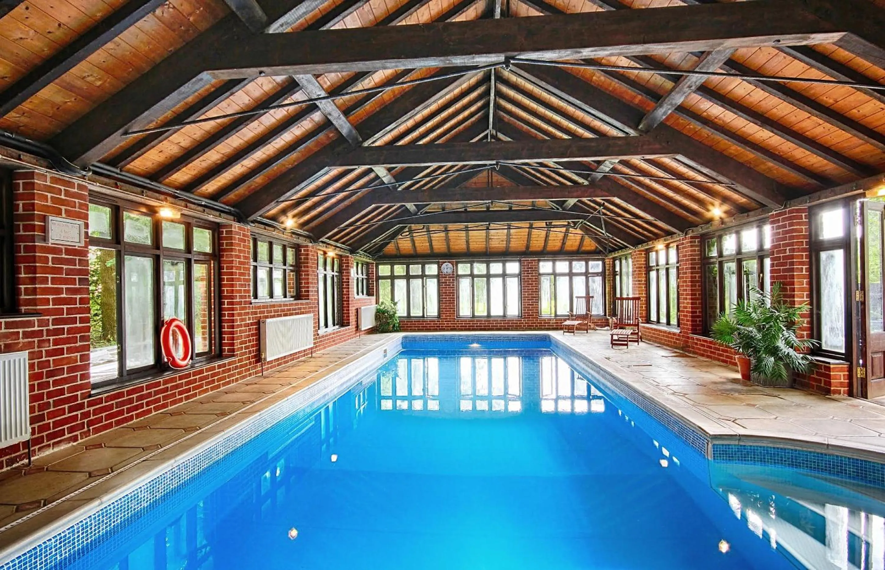 Swimming pool in Felbrigg Lodge Bed And Breakfast