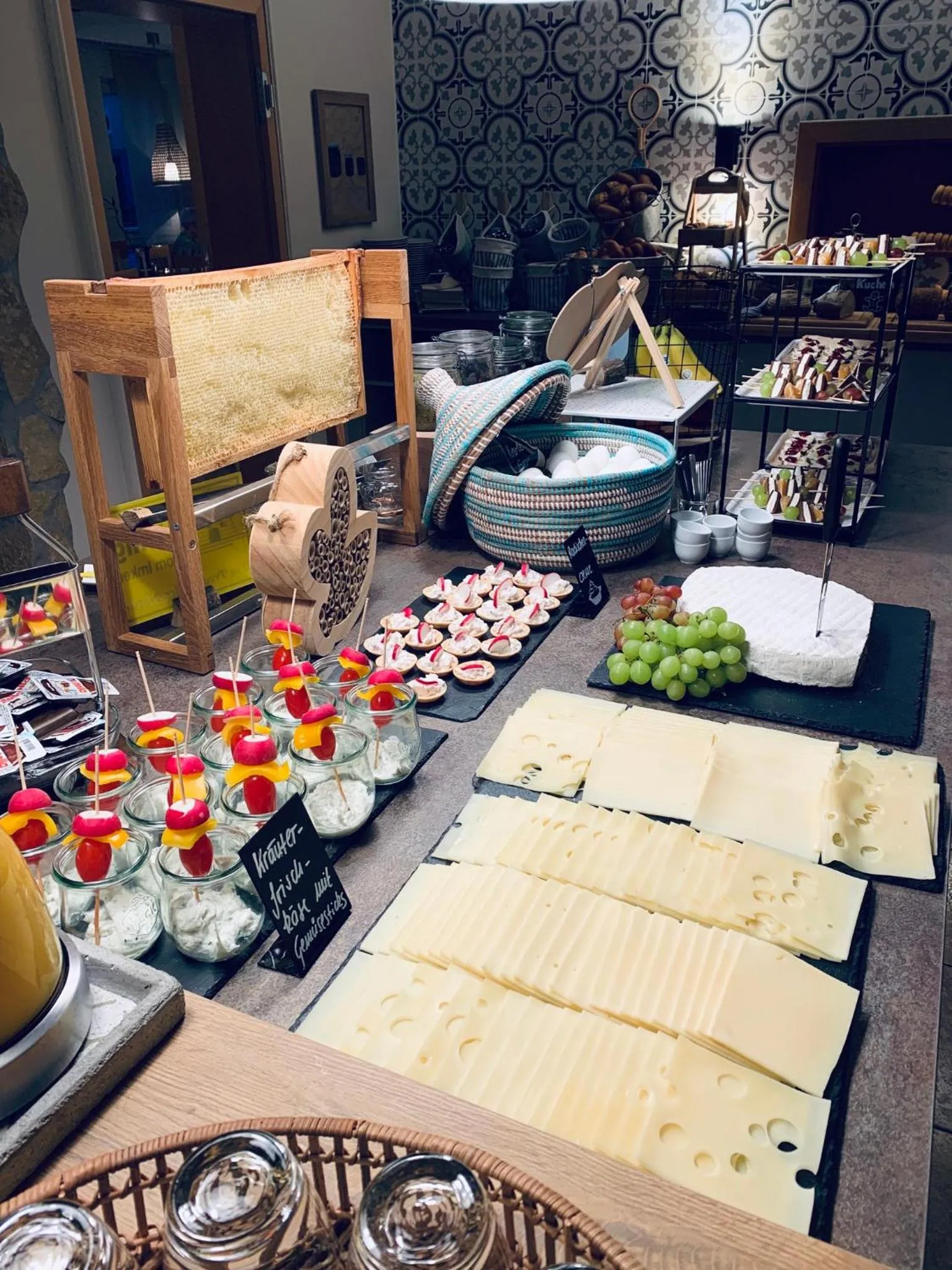 Buffet breakfast in Hotel-Bistro-Europa