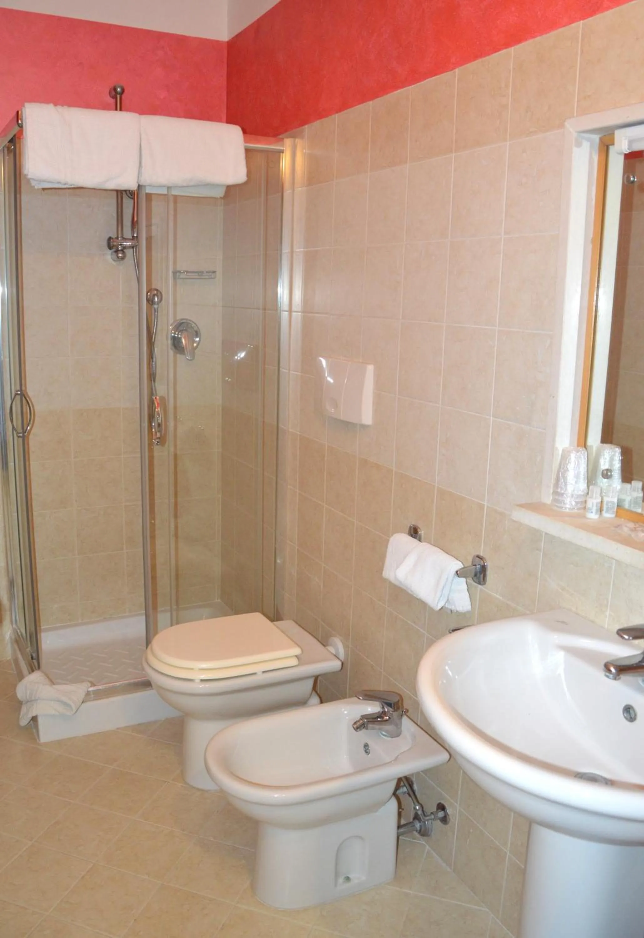 Shower in Nouvel Hotel Des Bains