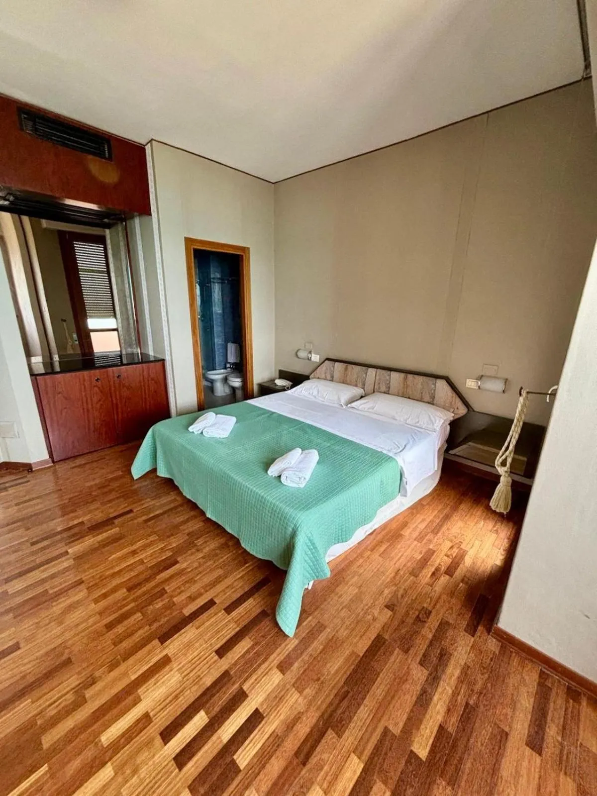 Bedroom in Nouvel Hotel Des Bains