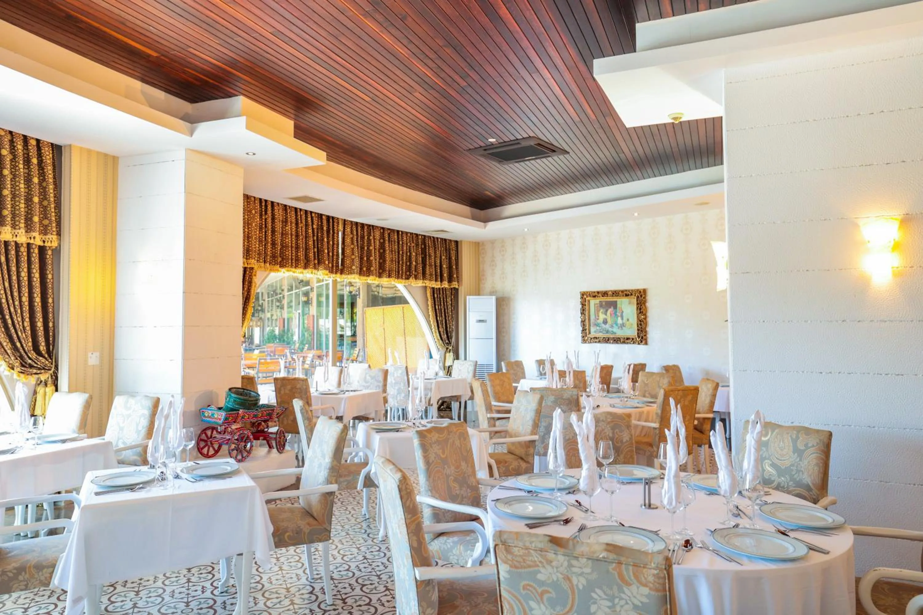 Property building in Crystal Prestige Elite