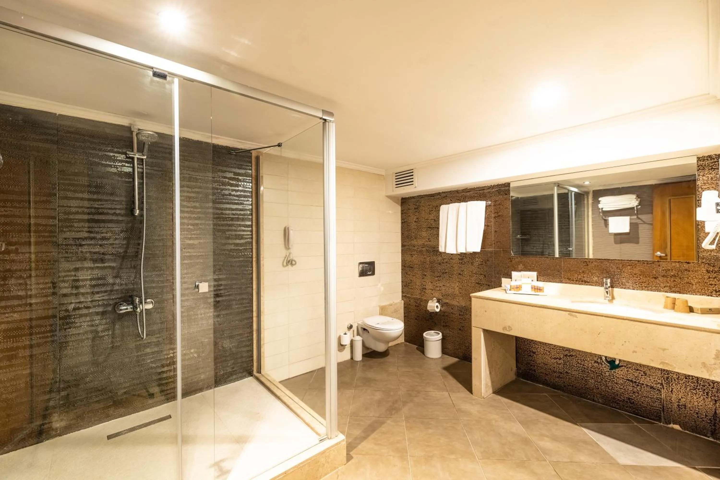 Property building in Crystal Prestige Elite