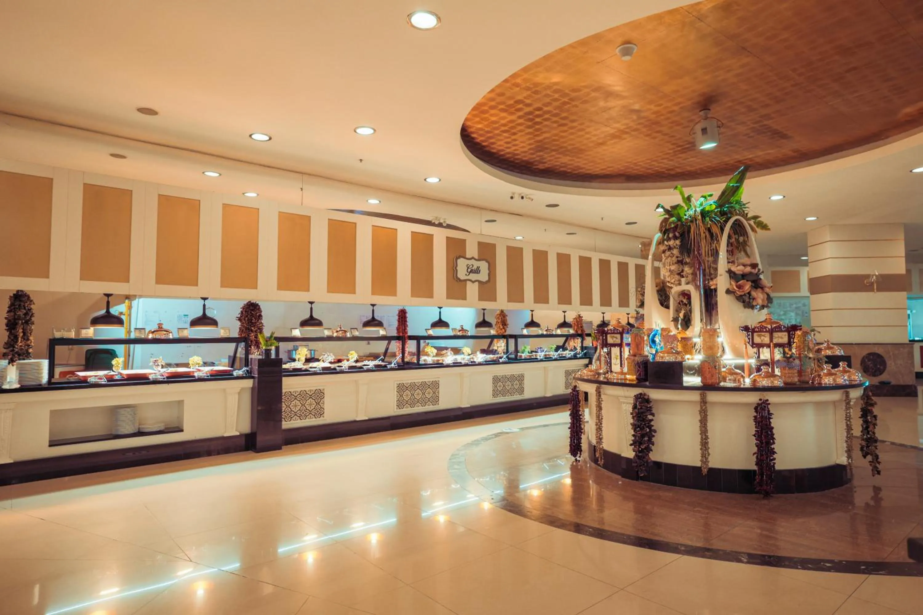 Property building in Crystal Prestige Elite