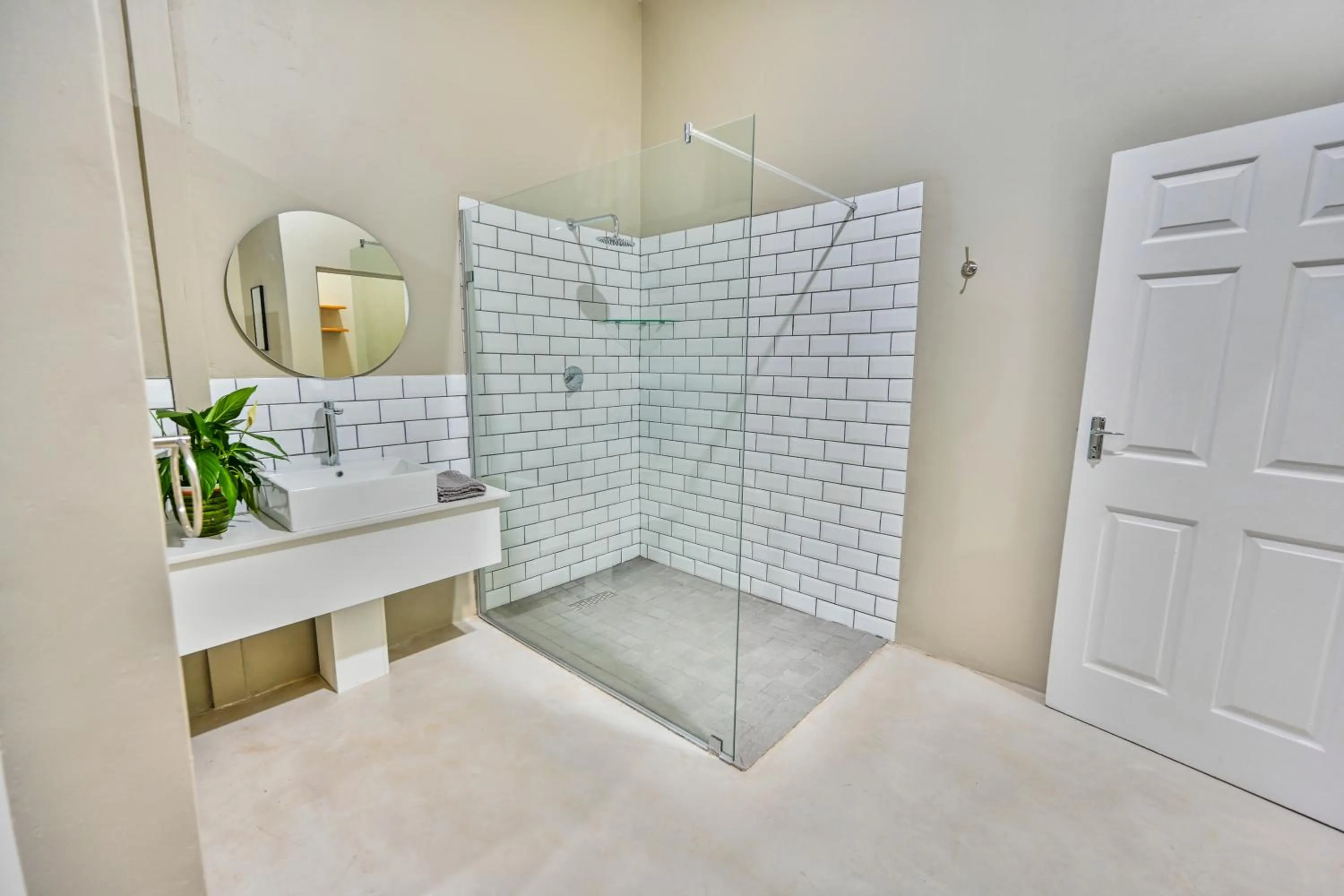 Shower in Blue Rain Guest House