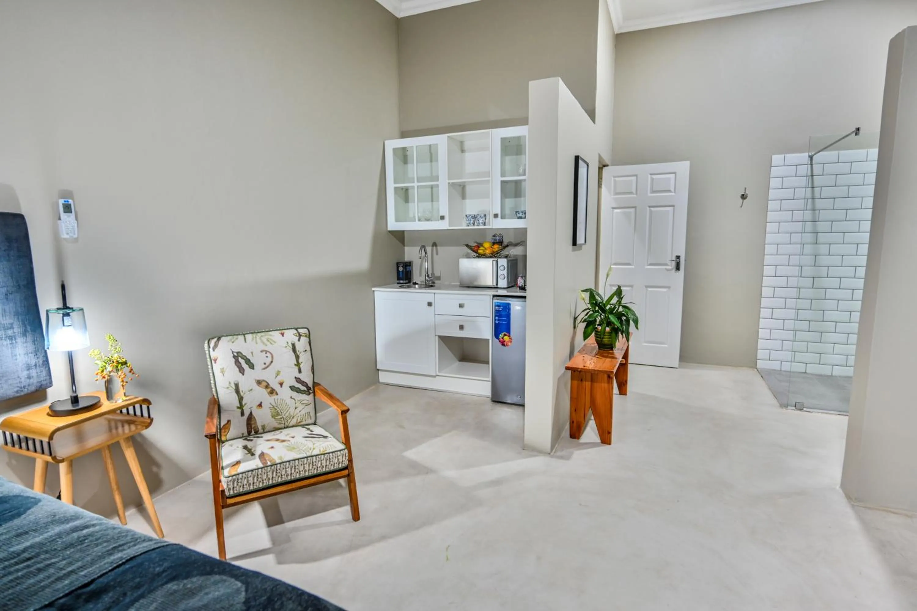 Kitchen or kitchenette in Blue Rain Guest House