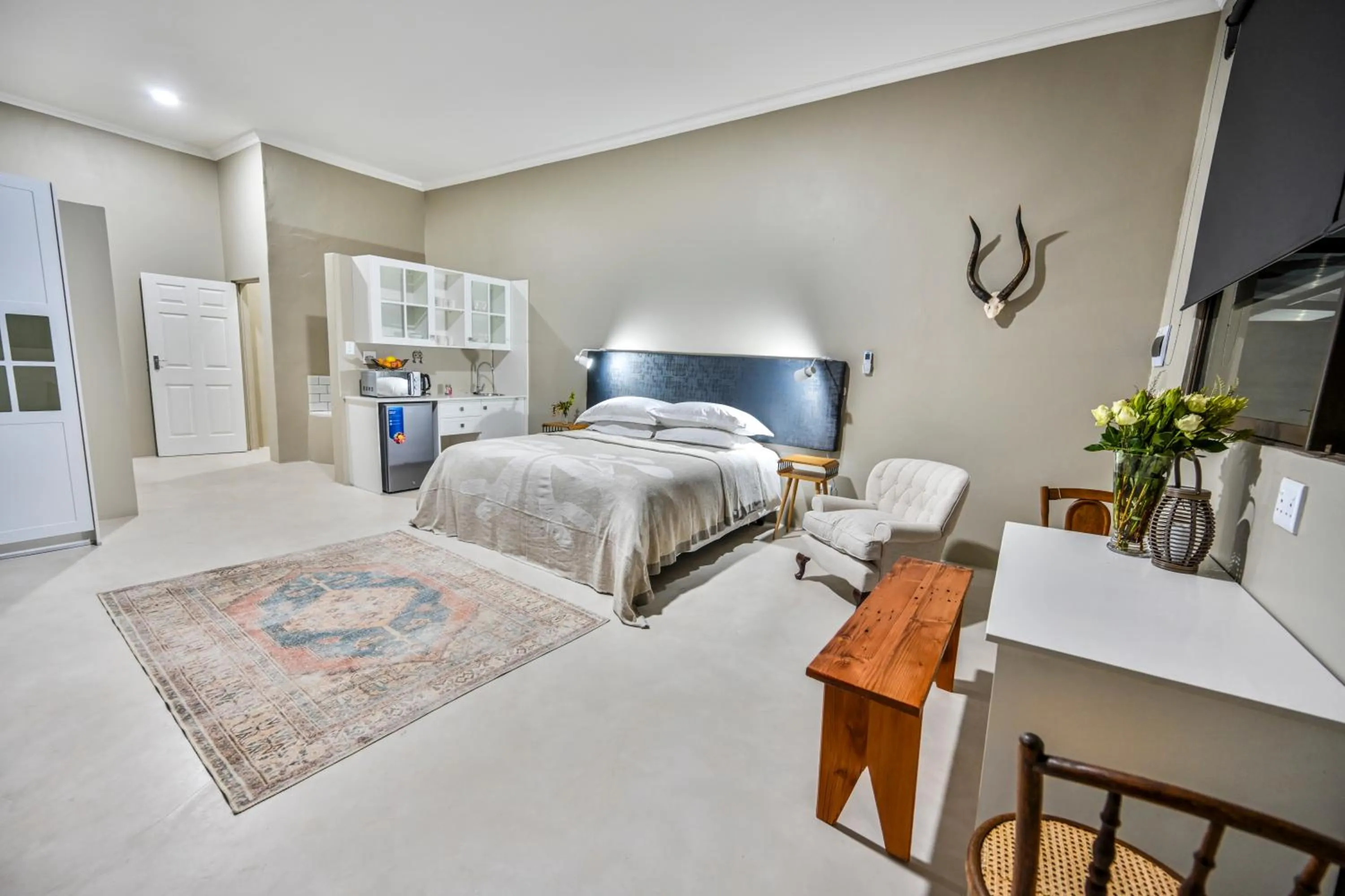 Bed in Blue Rain Guest House