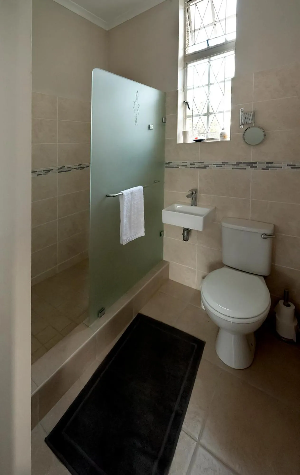 Other in Seven Gables