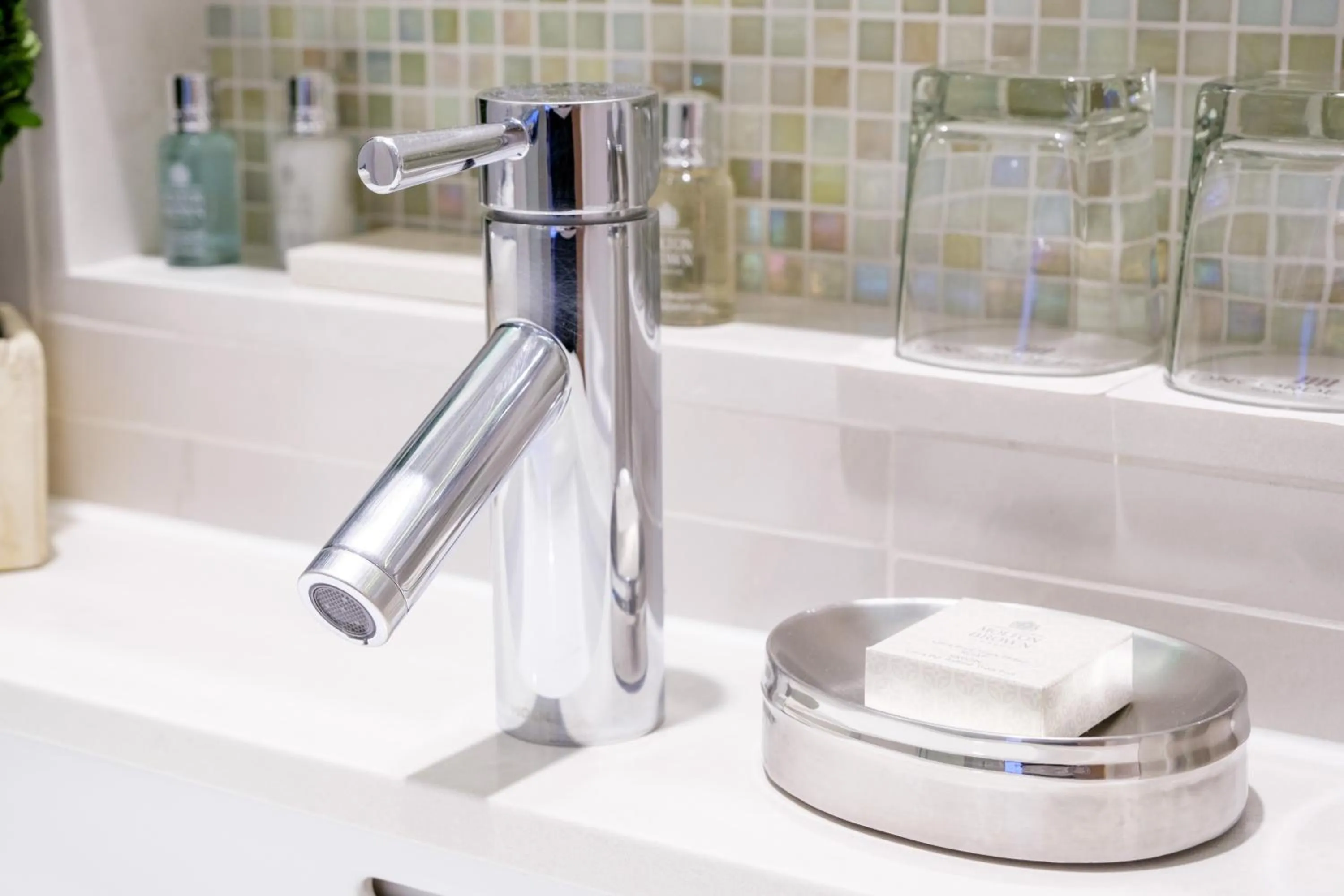 Bathroom in Concorde Hotel New York