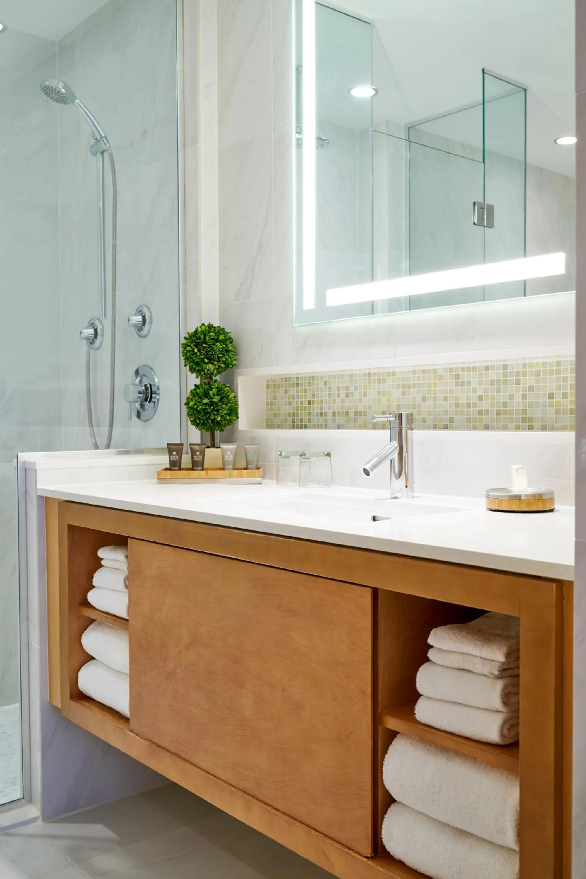 Bathroom in Concorde Hotel New York