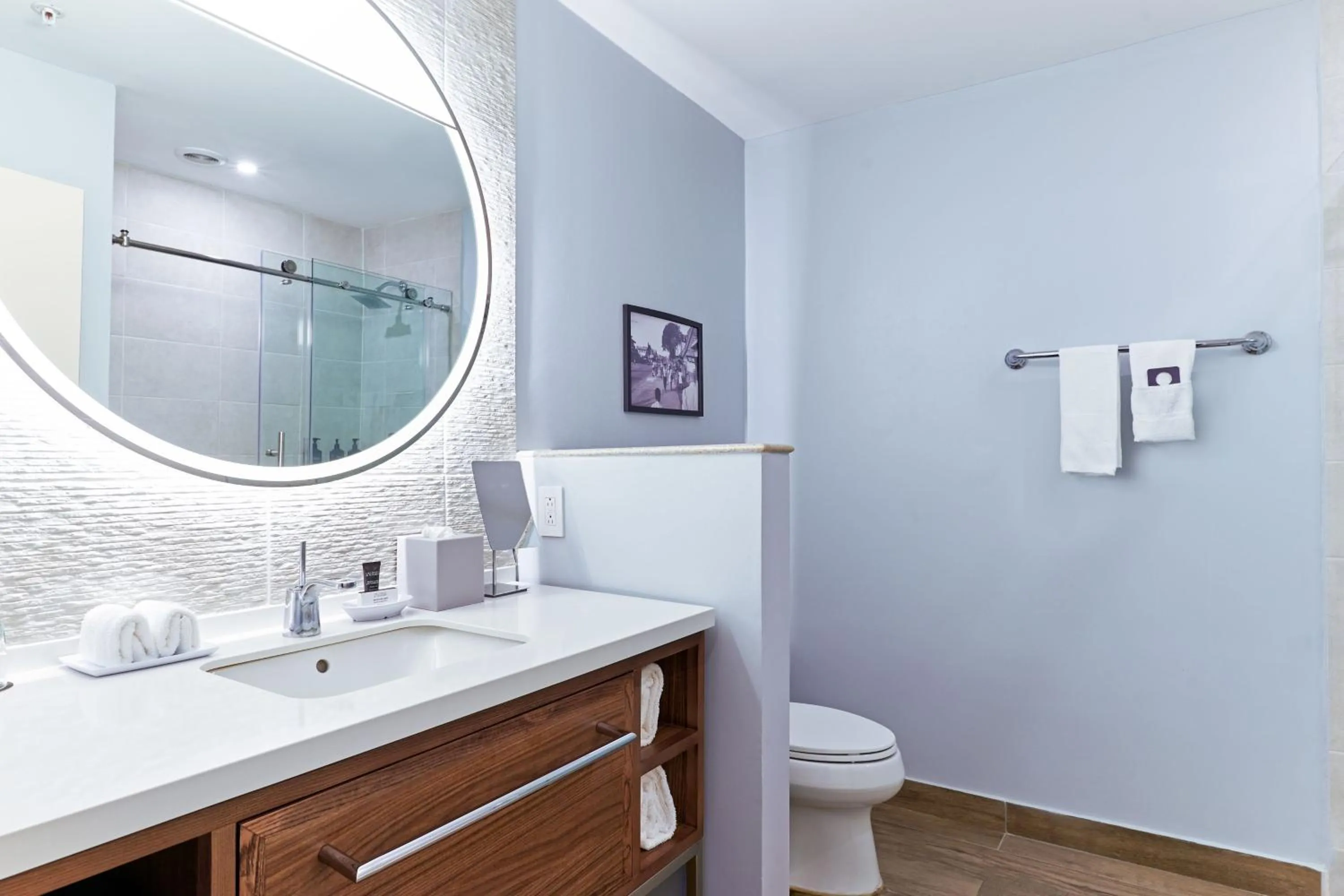 Bathroom in Courtyard by Marriott Paramaribo