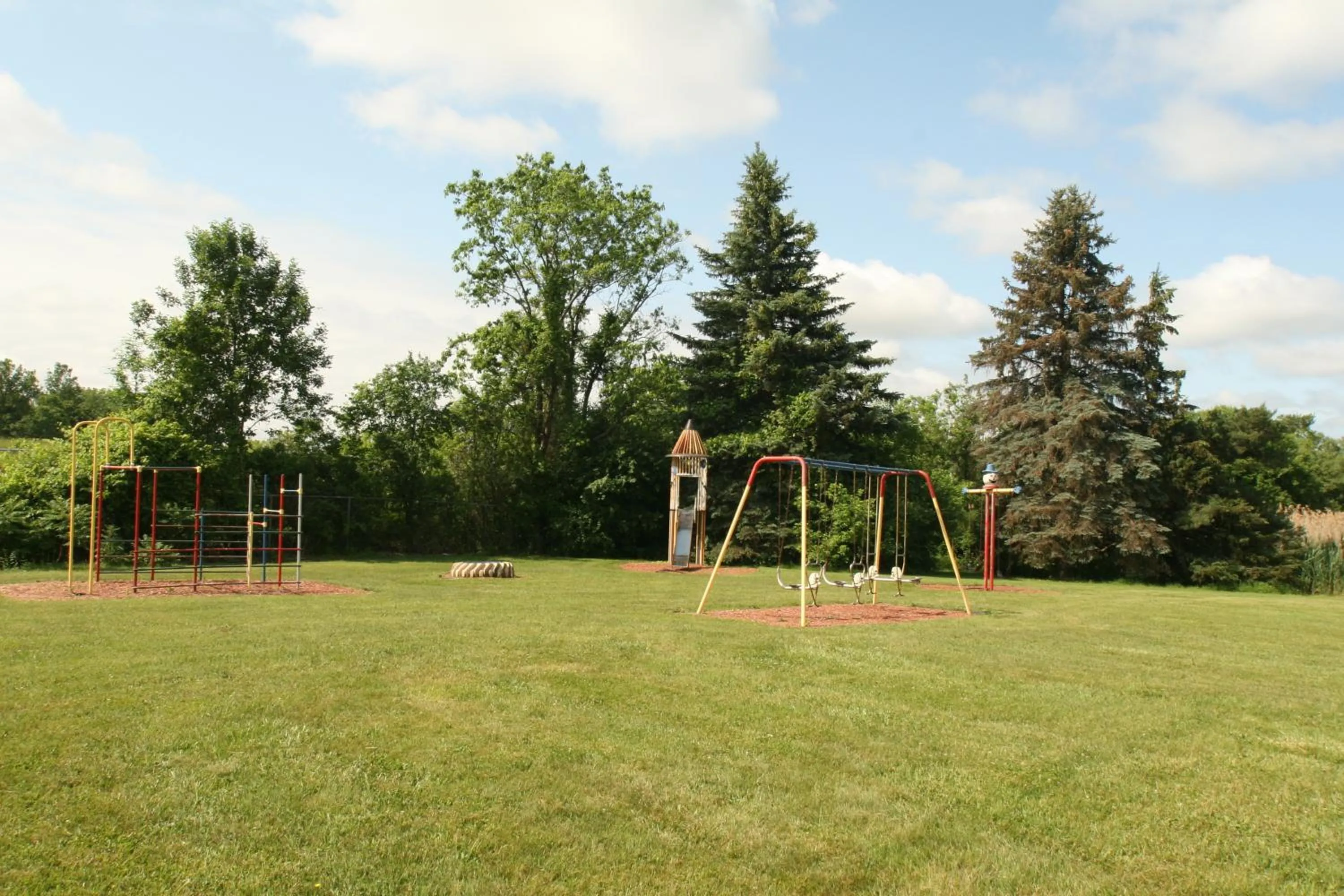 Children play ground in Budget Inn Cicero