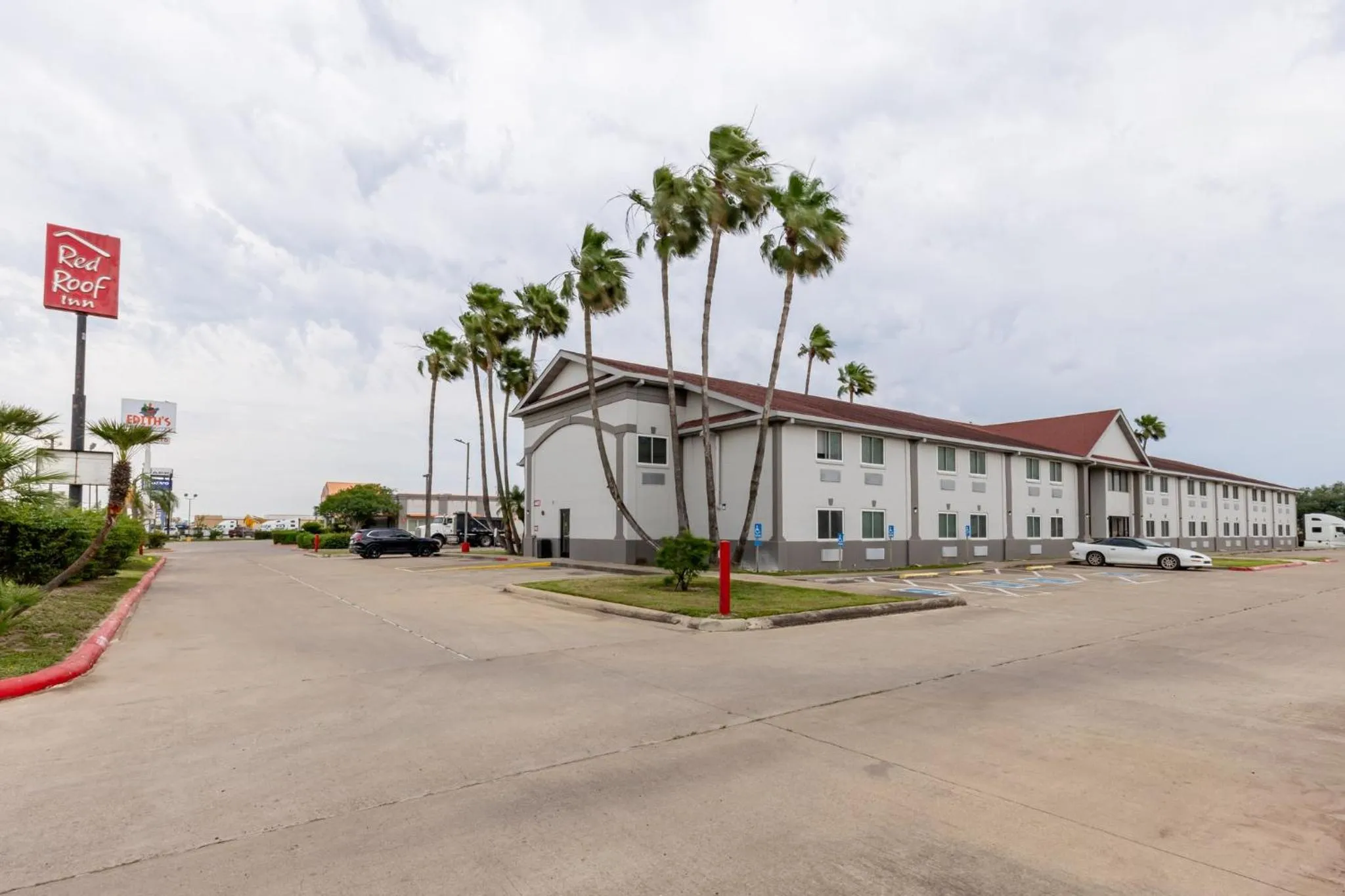 Property building in Red Roof Inn Pharr - McAllen