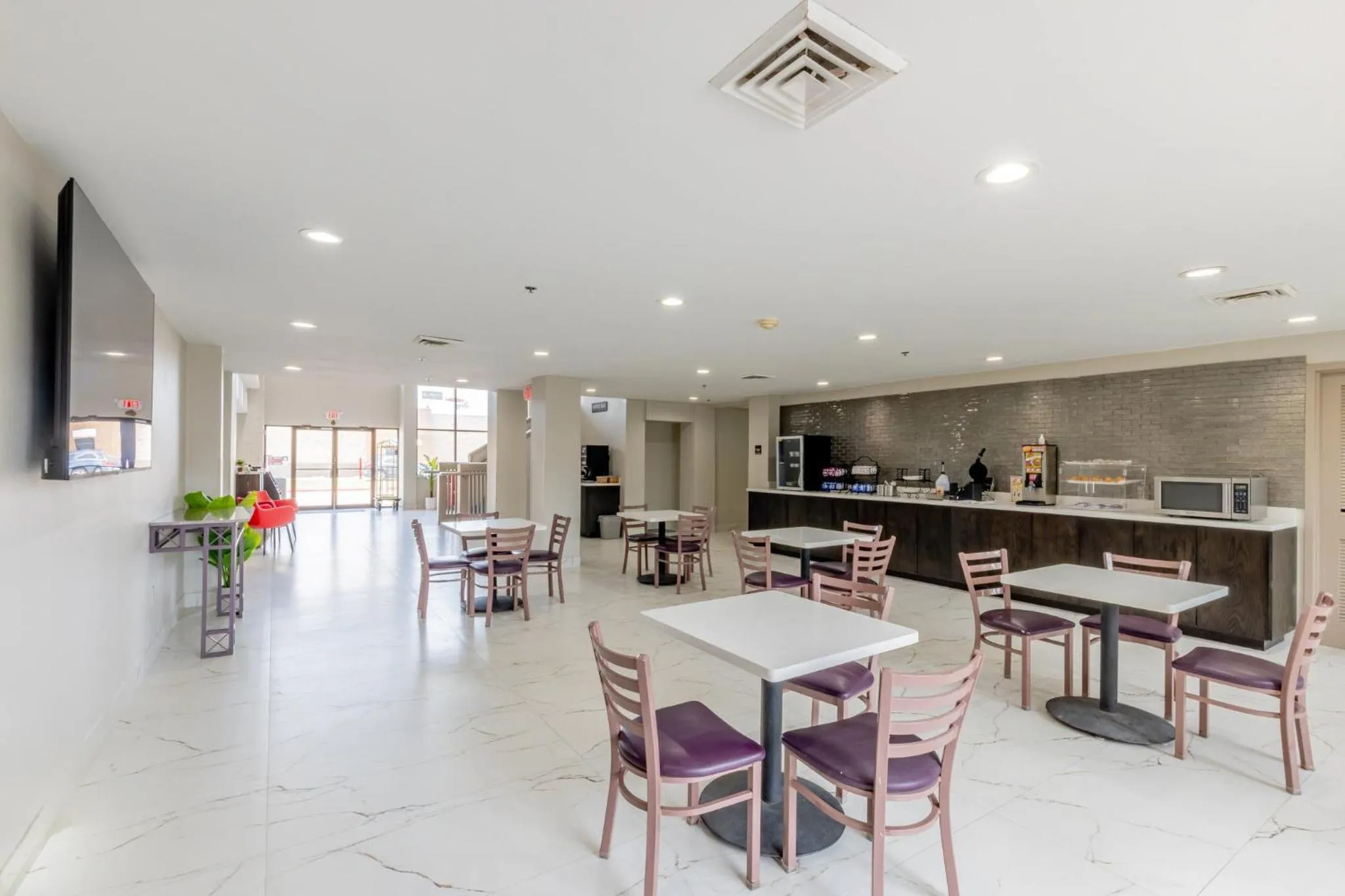 Breakfast in Red Roof Inn Pharr - McAllen