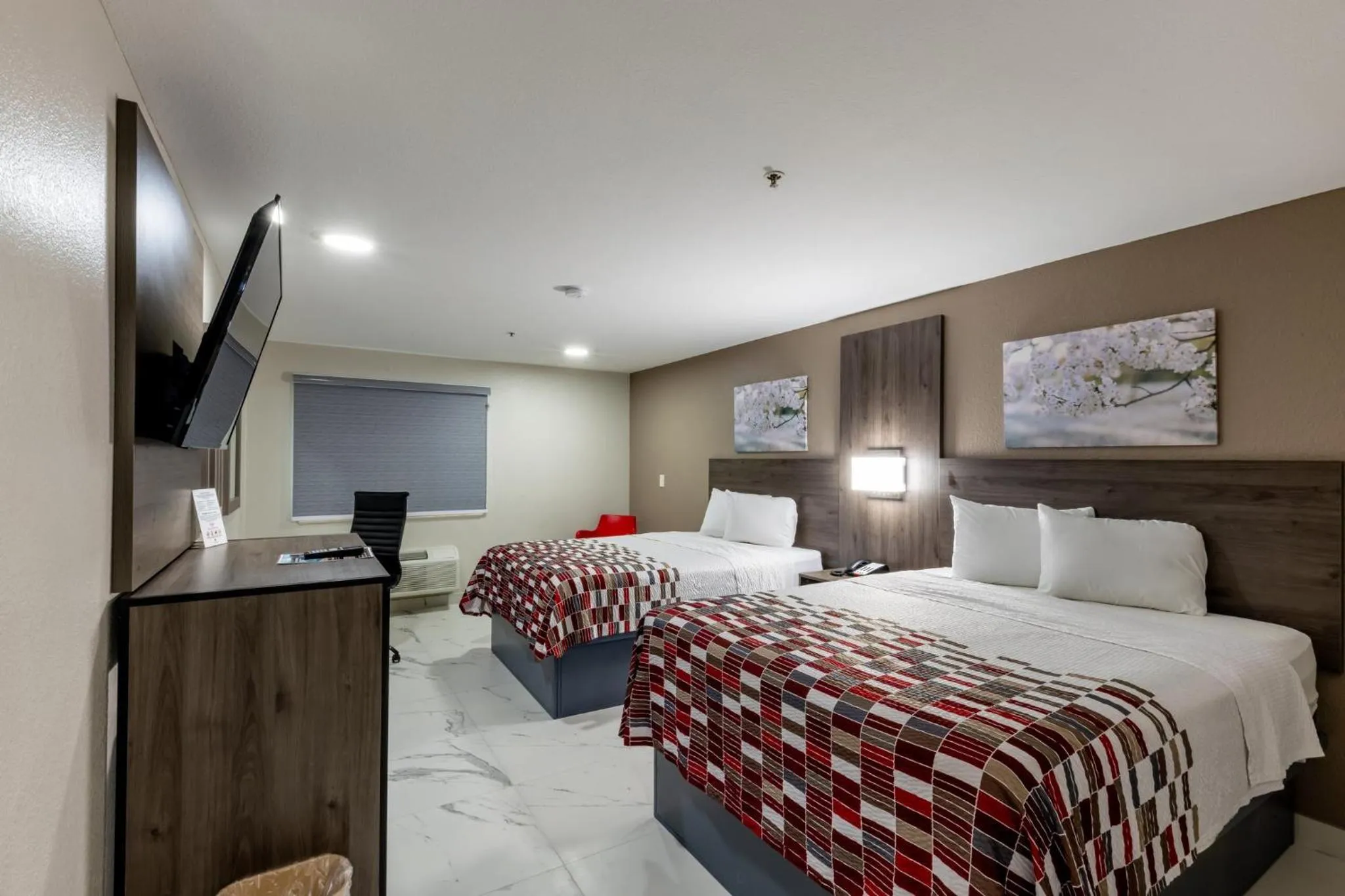 Bedroom, Bed in Red Roof Inn Pharr - McAllen