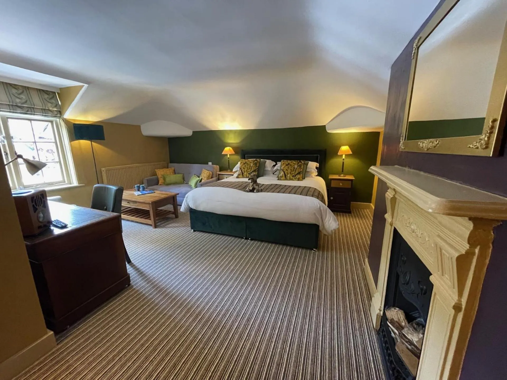 Bedroom, Bed in The King's Head