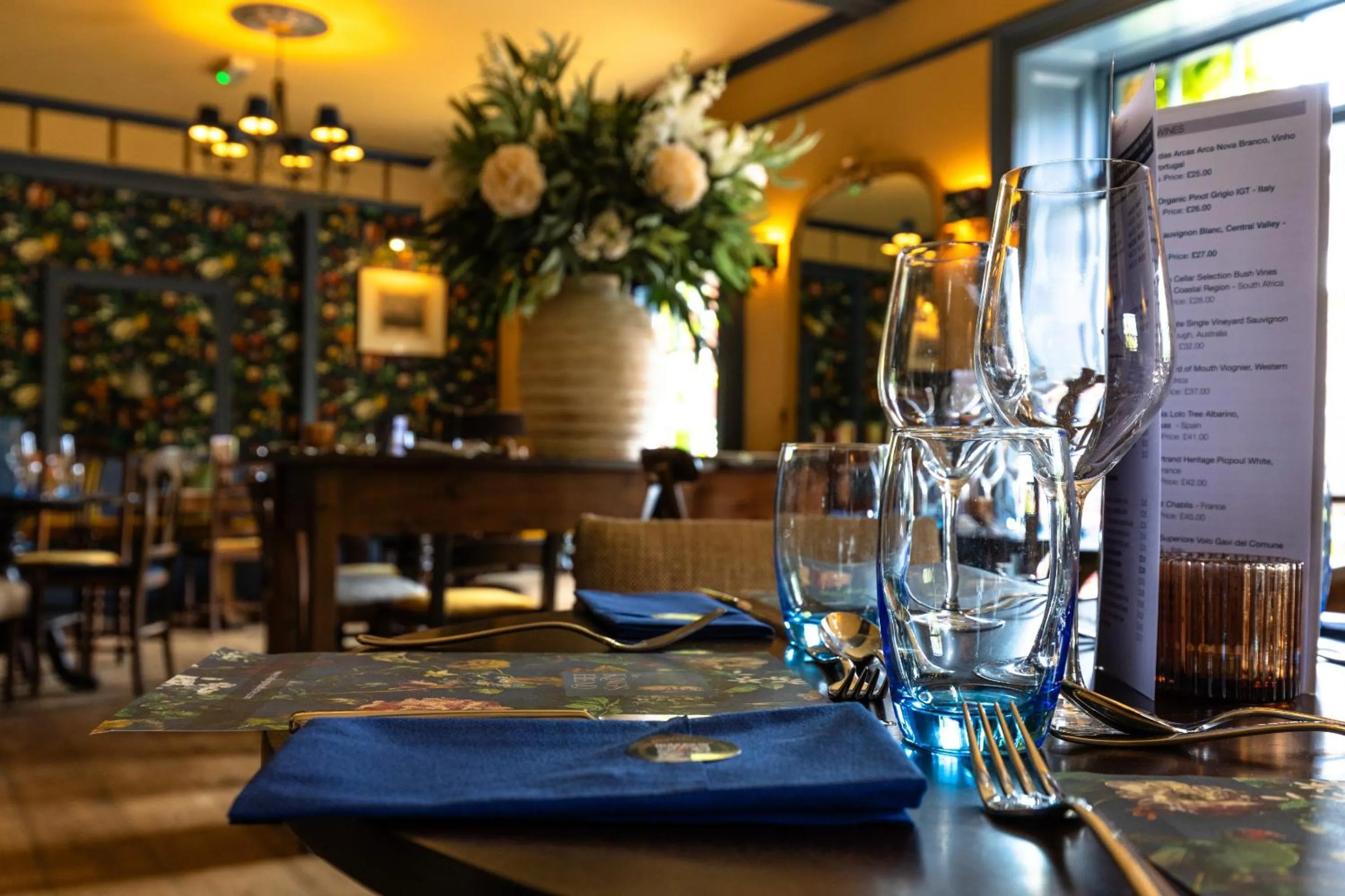 Dining area in The King's Head