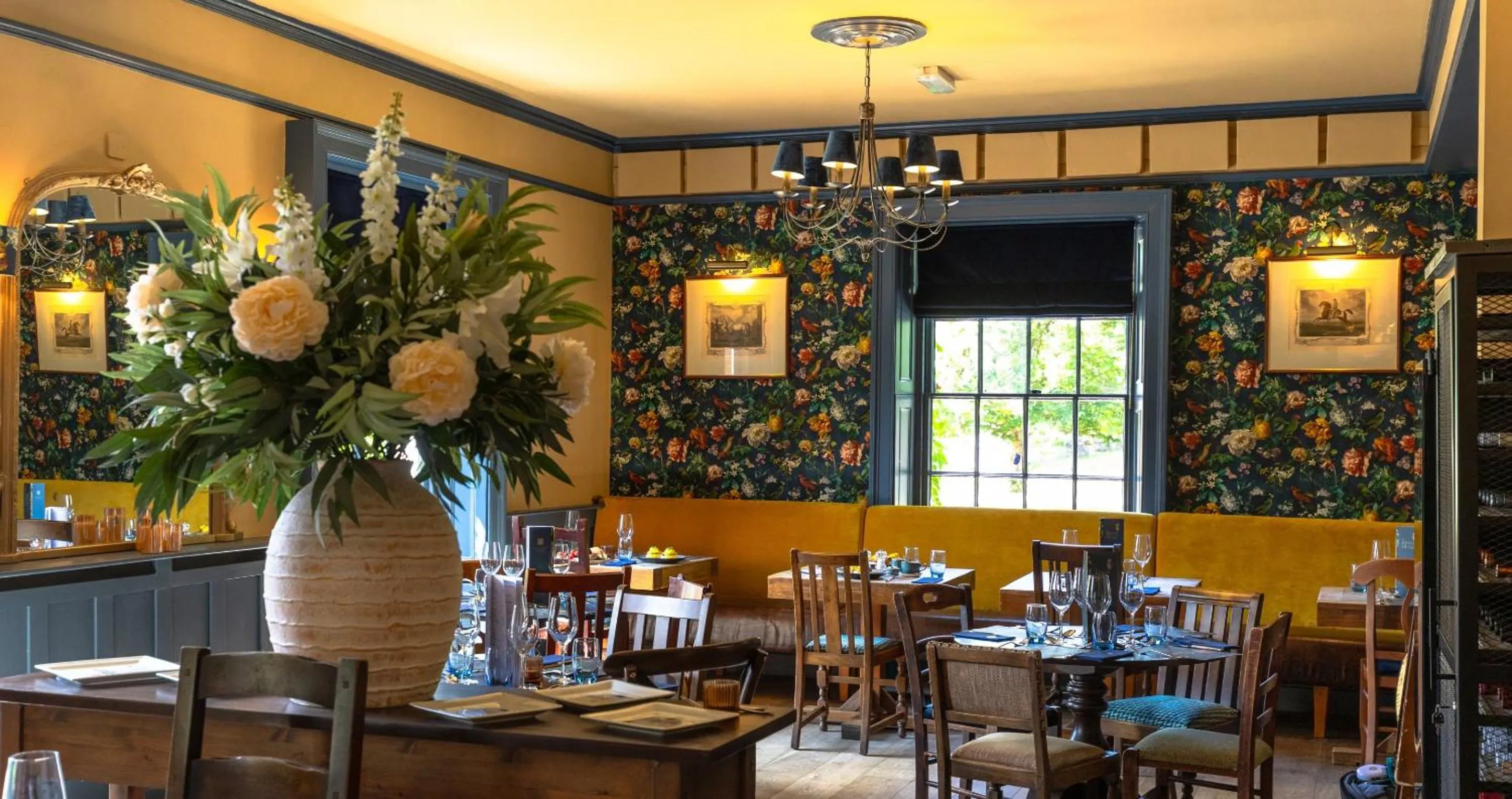 Dining area in The King's Head