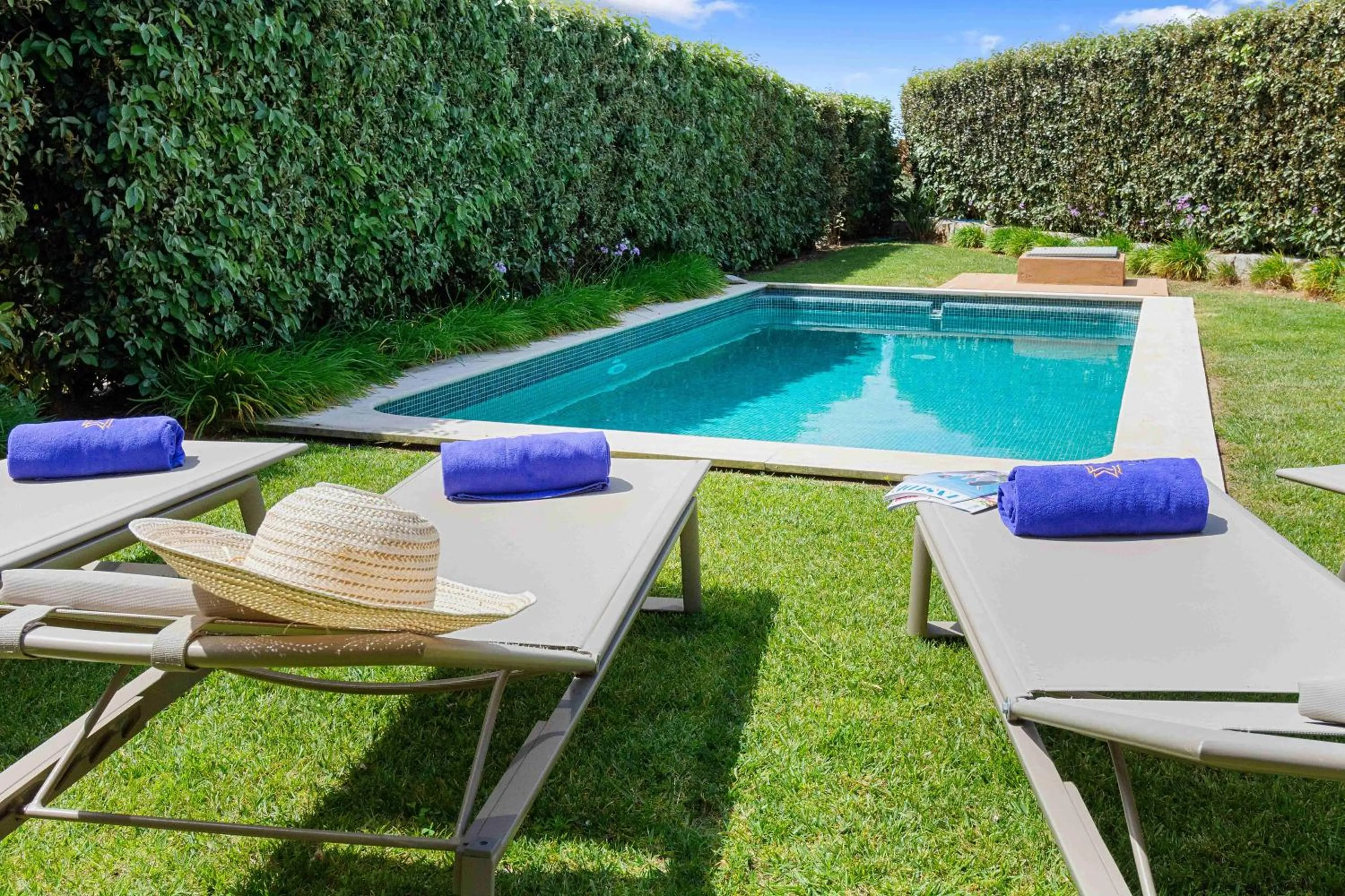 Swimming pool in Vale de Milho Village