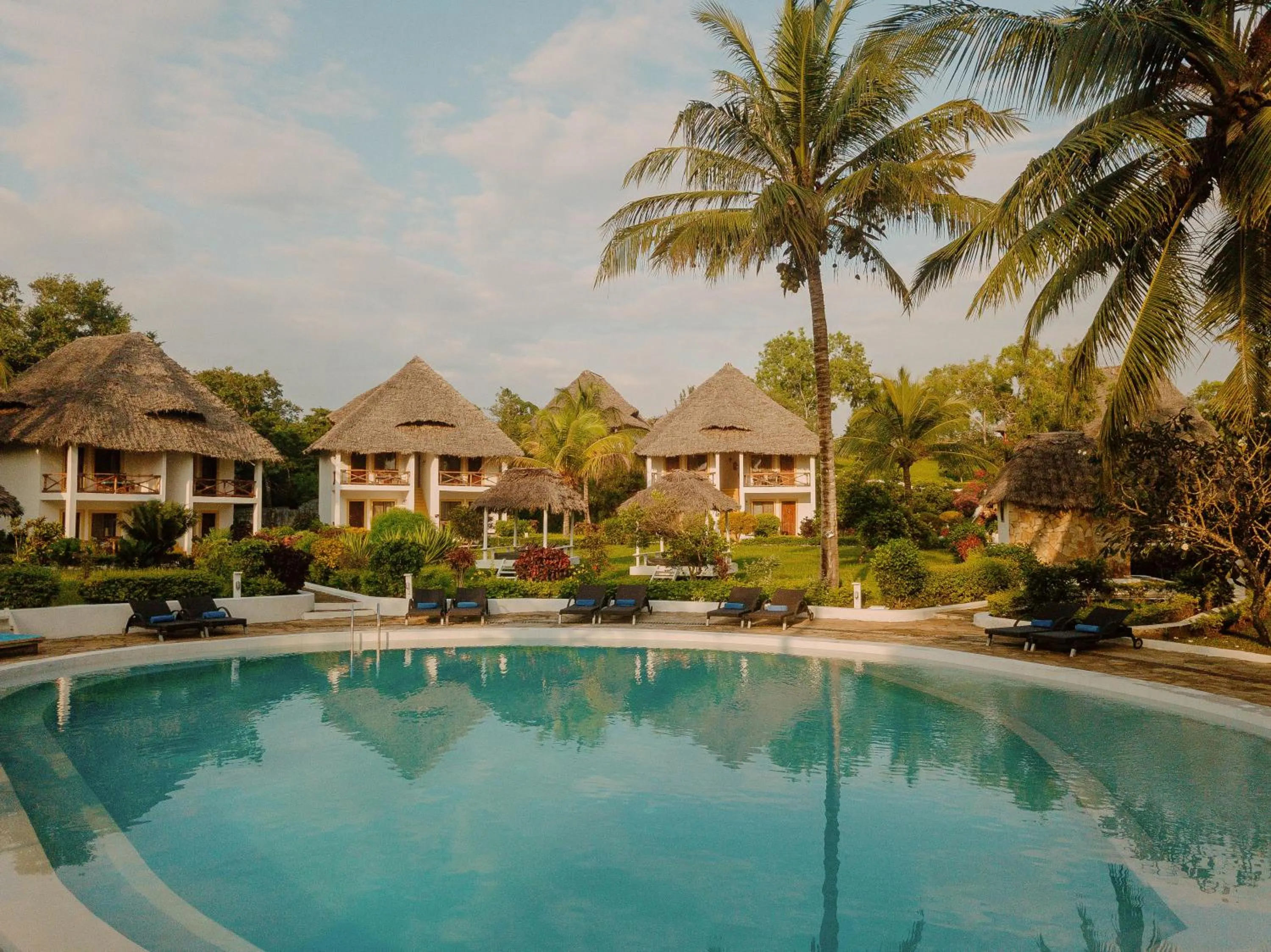 Property building in Filao Beach by Sansi