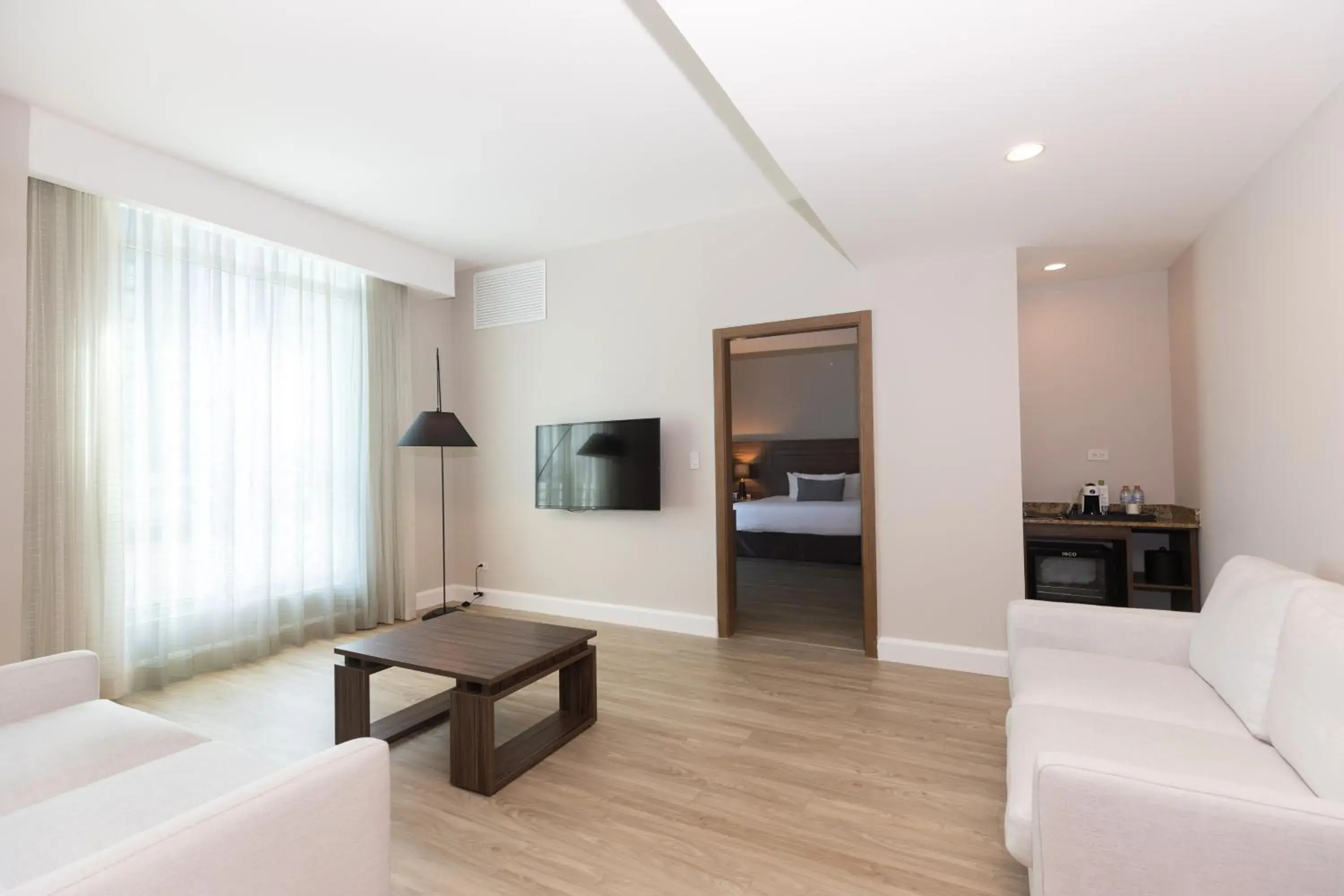 Deluxe Suite with King Bed in Victoria Hotel and Suites Panama Deluxe Suite with King Bed in Victoria Hotel and Suites Panama