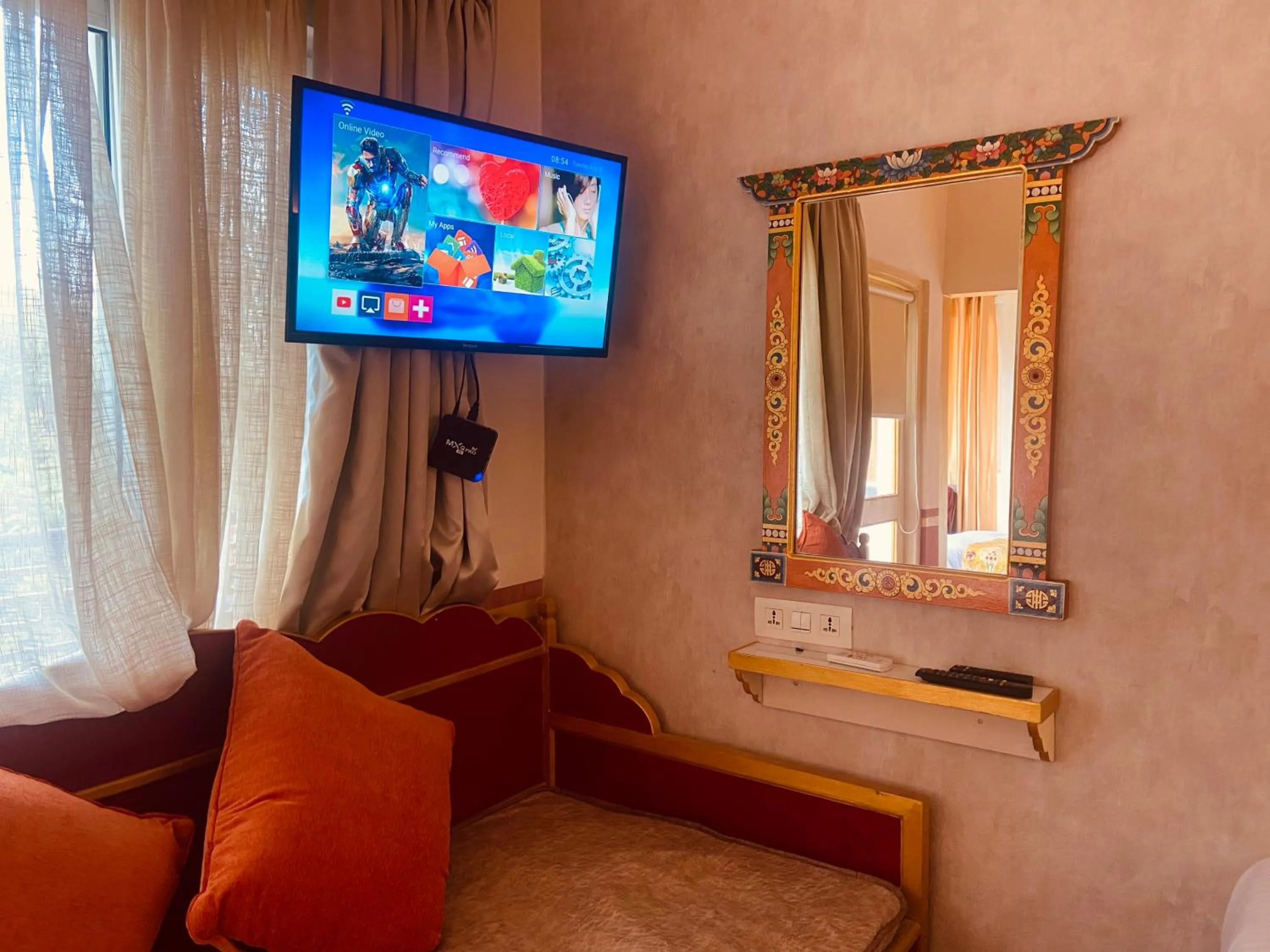 Three Jewels Boutique Hotel