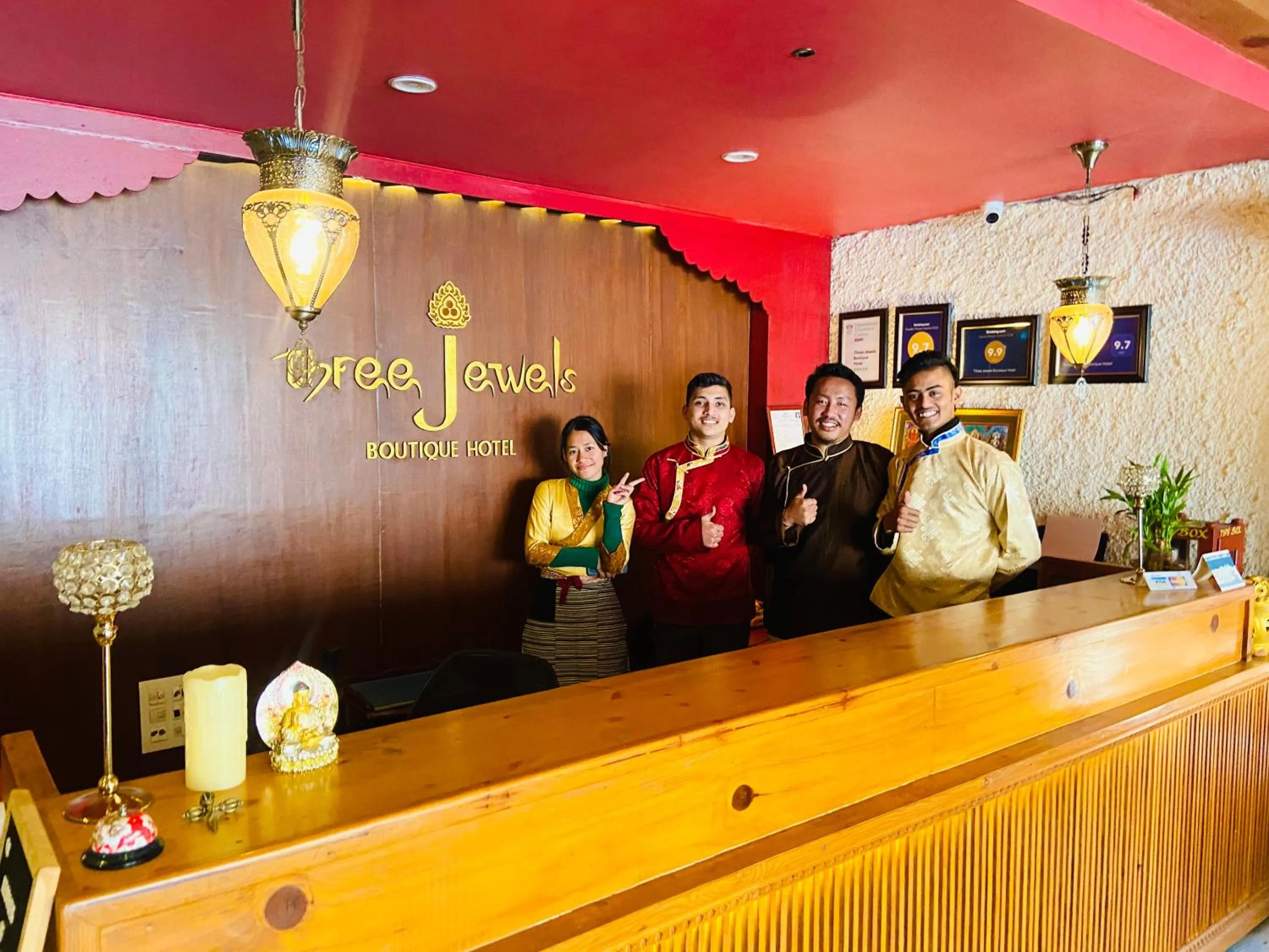 Three Jewels Boutique Hotel