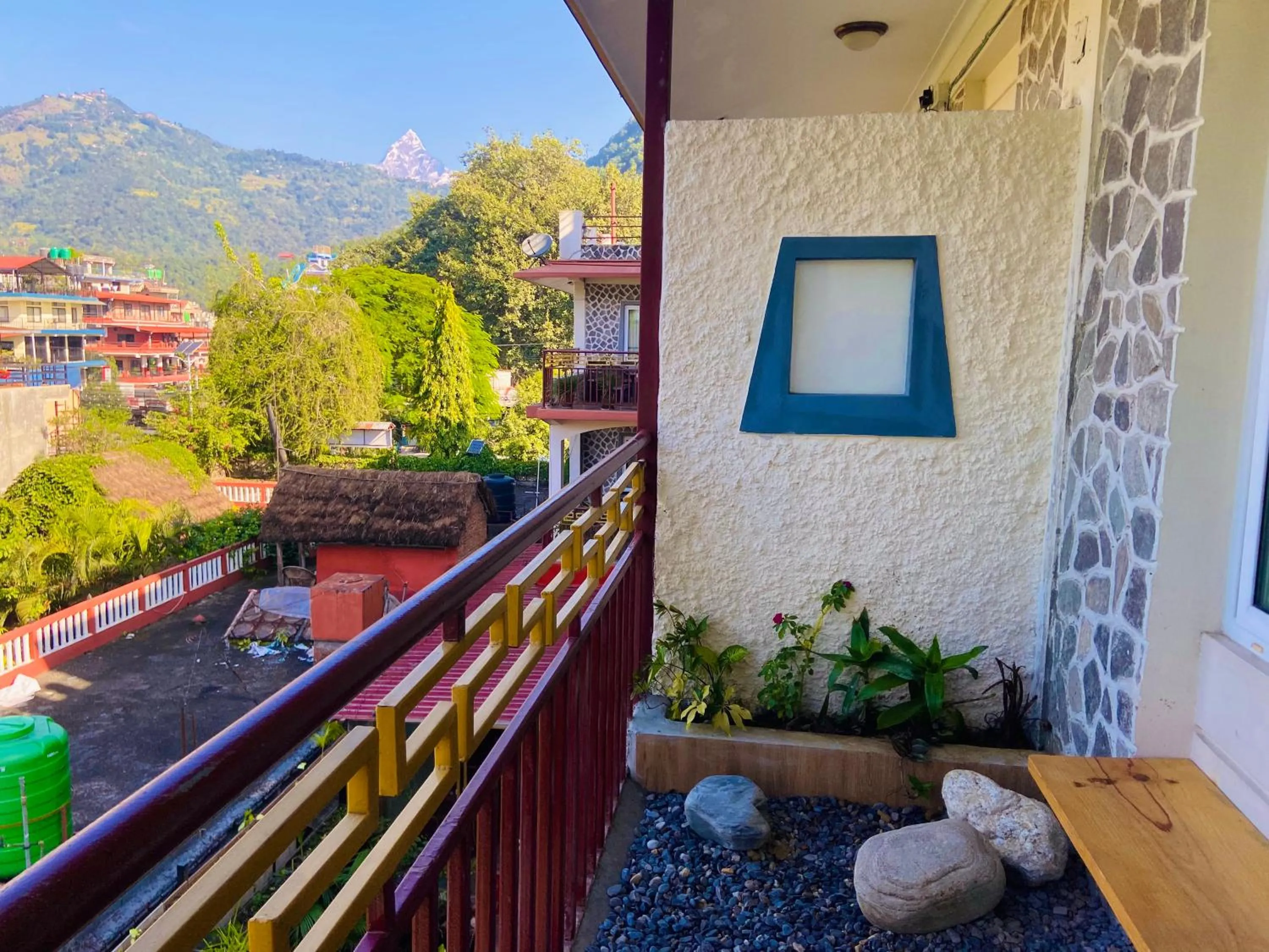 Three Jewels Boutique Hotel