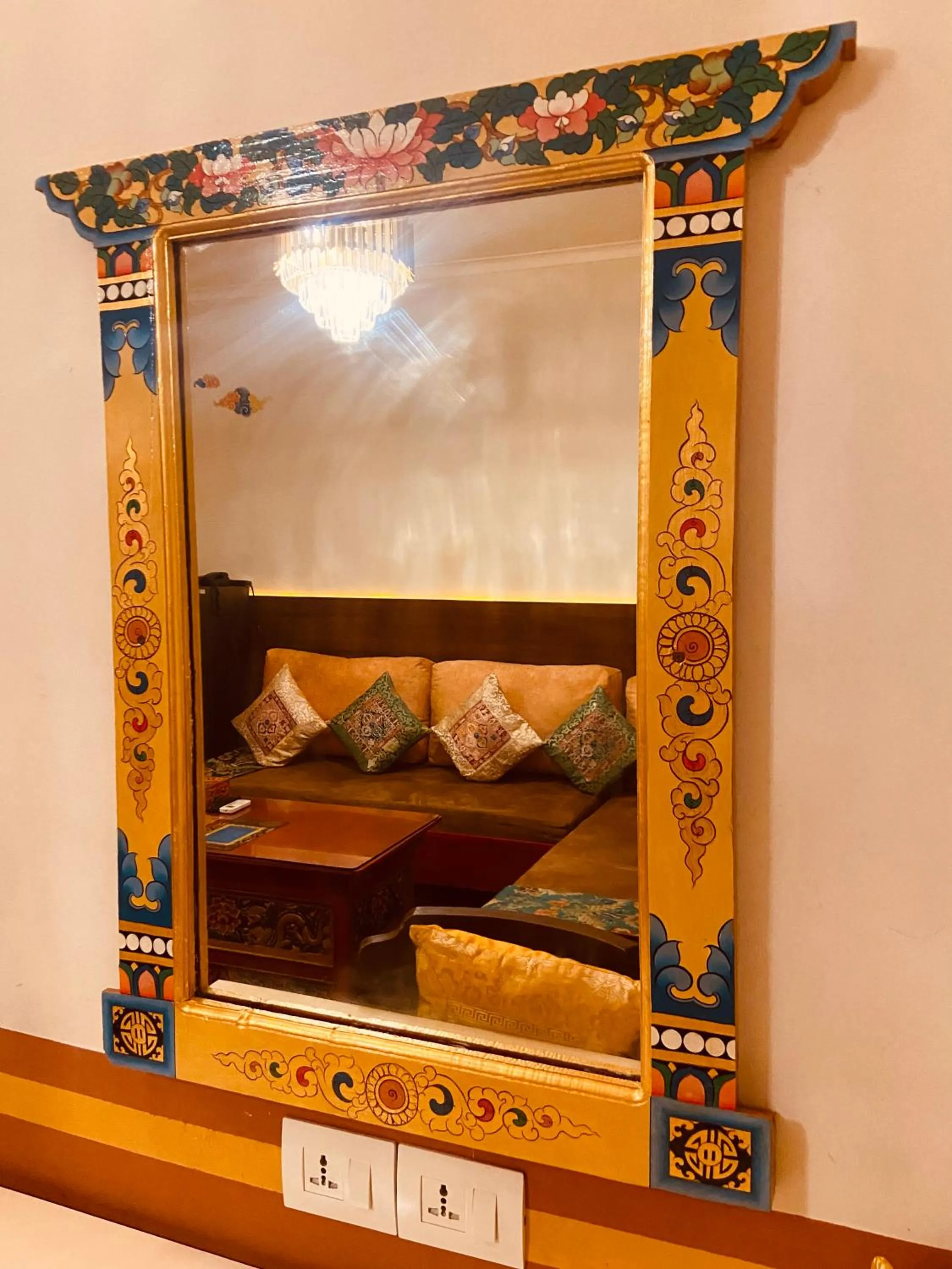 Bed in Three Jewels Boutique Hotel